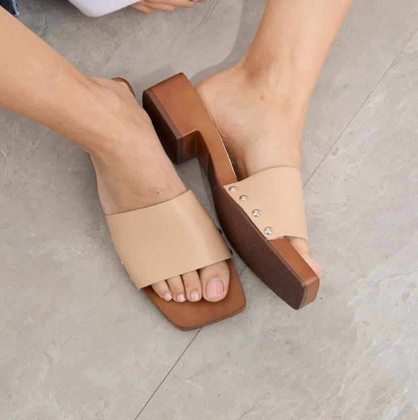 נעליים לפסח לנשים 2024