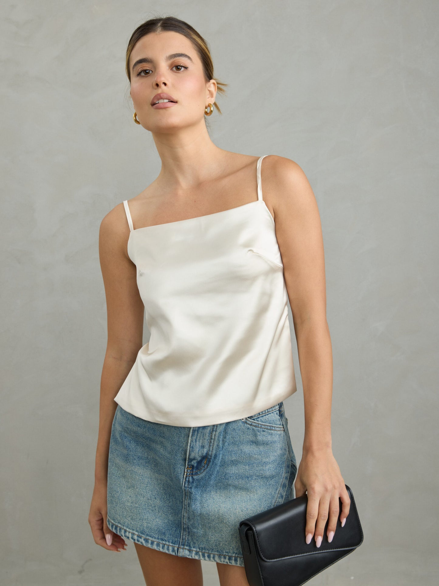 גופיית סאטן אינדי | שמנת