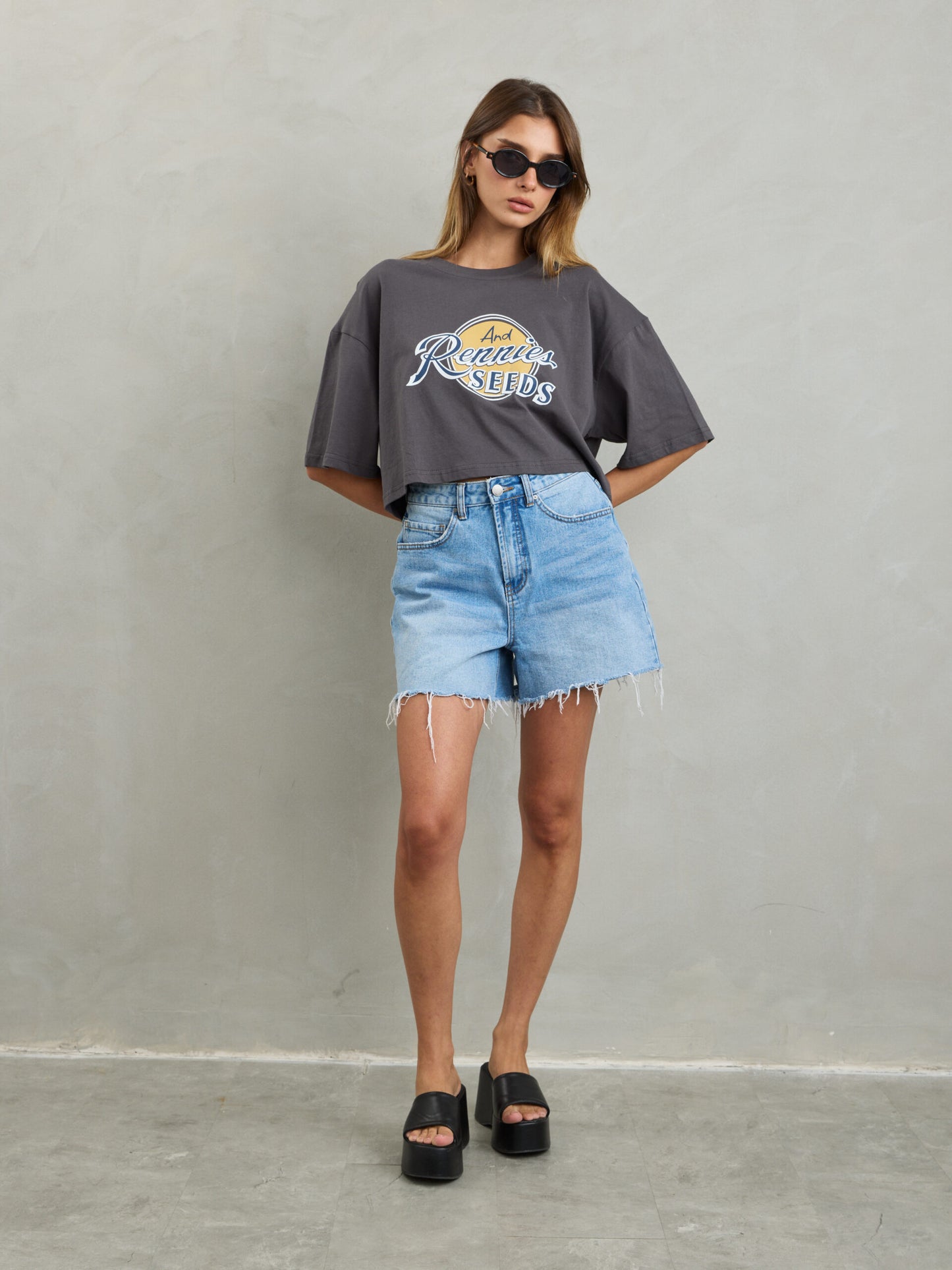 קרופ הדפס  | אפור