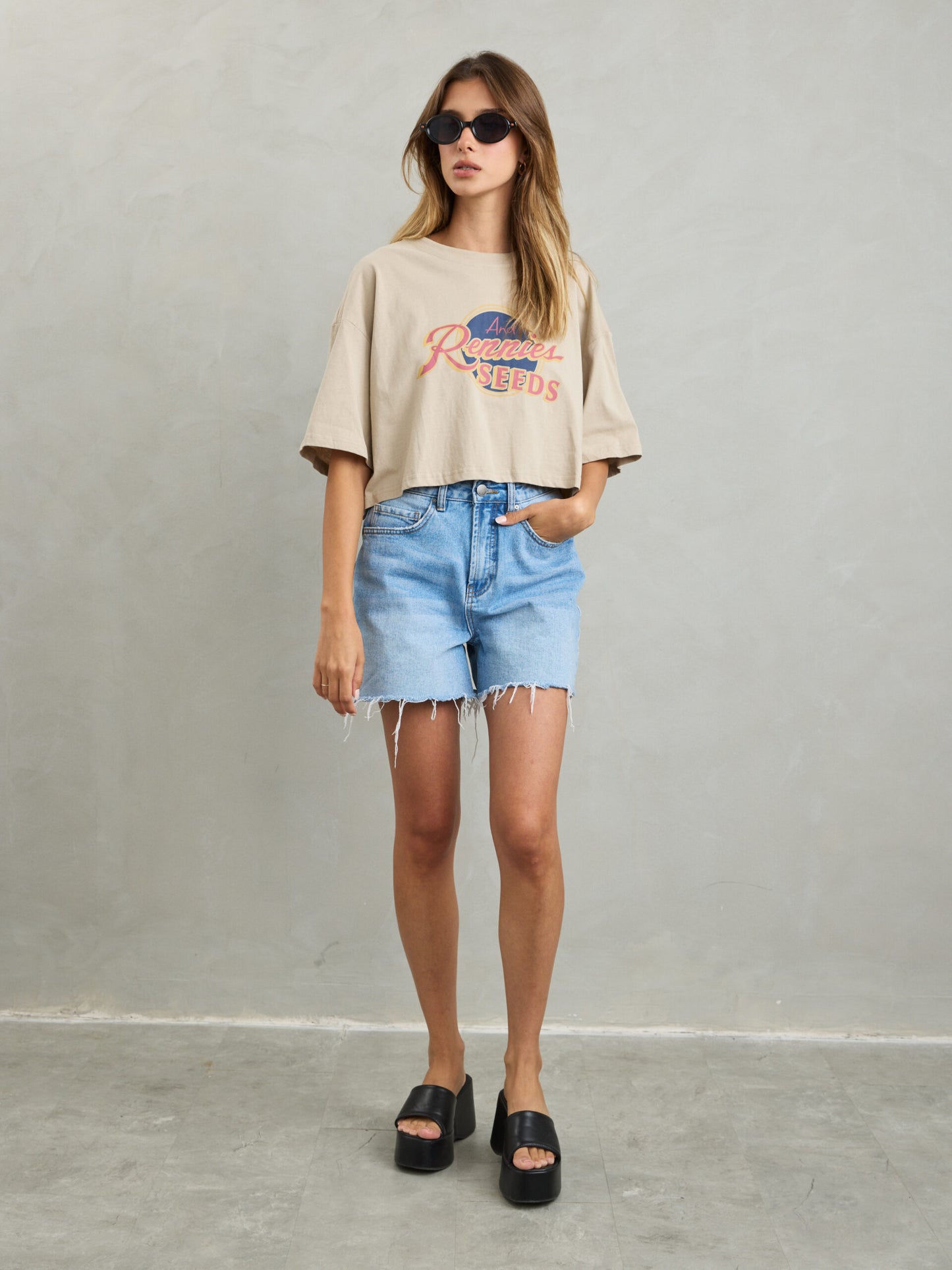 קרופ הדפס  | בז'