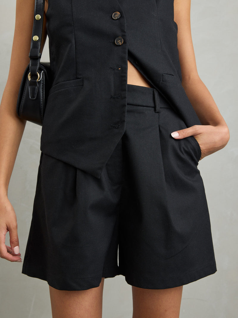 מכנסיים קצרים מחוייטים לני | שחור