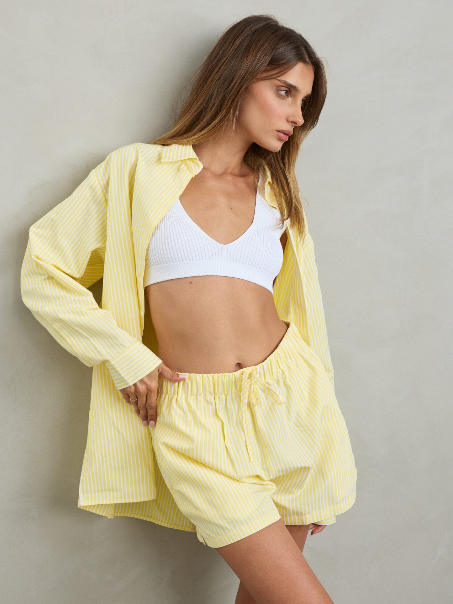 מכנסי פסים קצרים אלין | צהוב