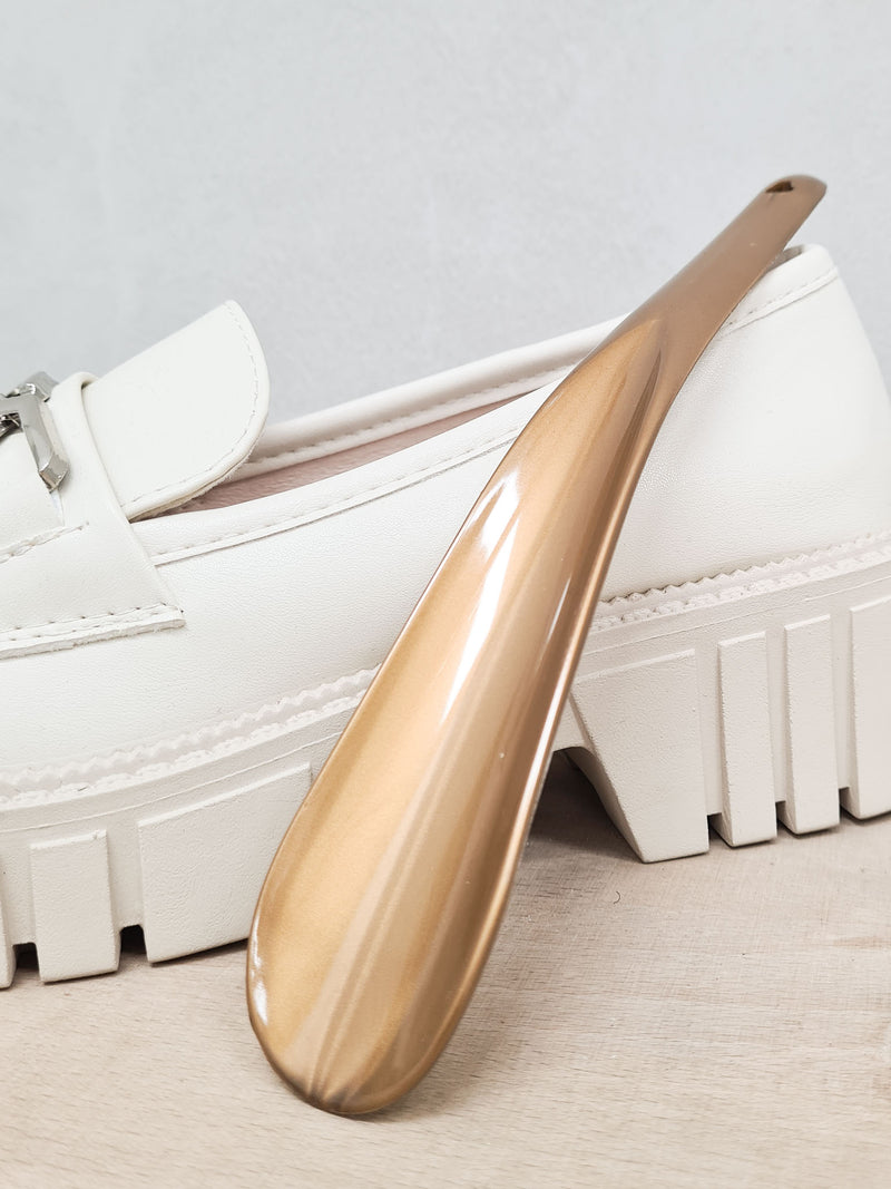 כף פלסטיק לנעליים