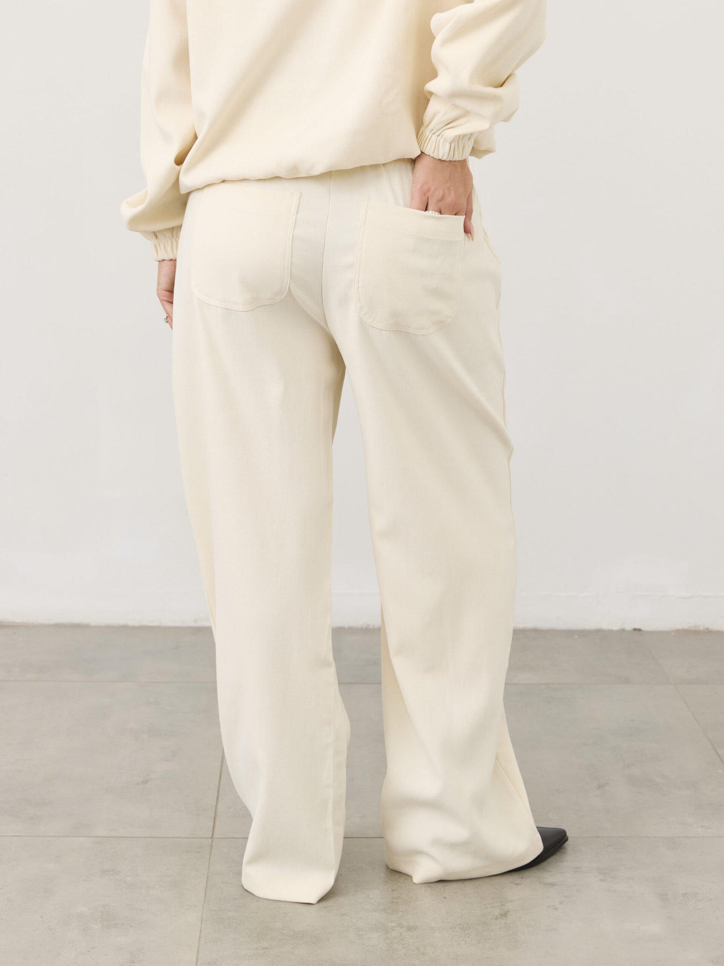 חליפת קפוצ'ון קיי | בז'