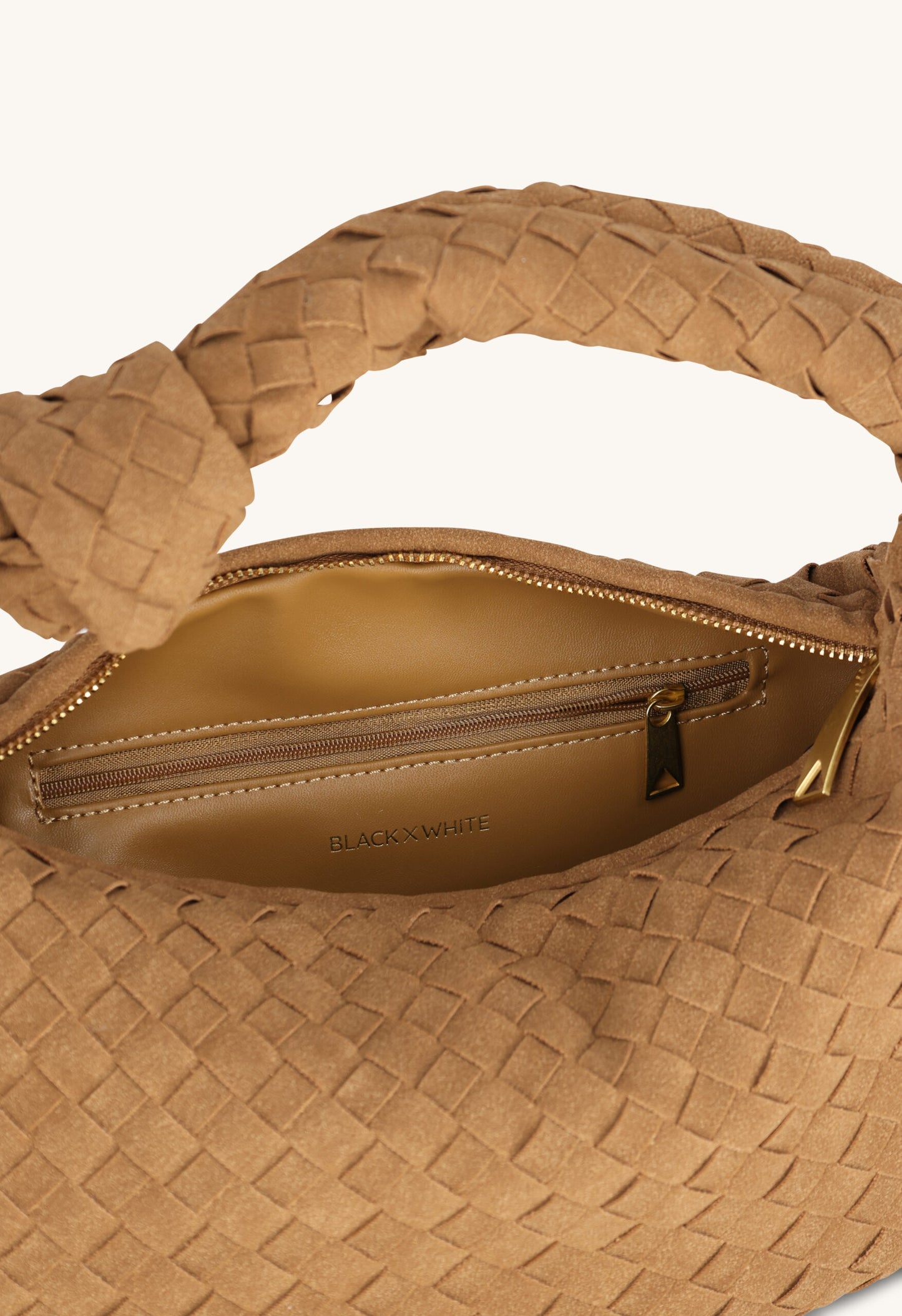 תיק רוקי | חום זמש