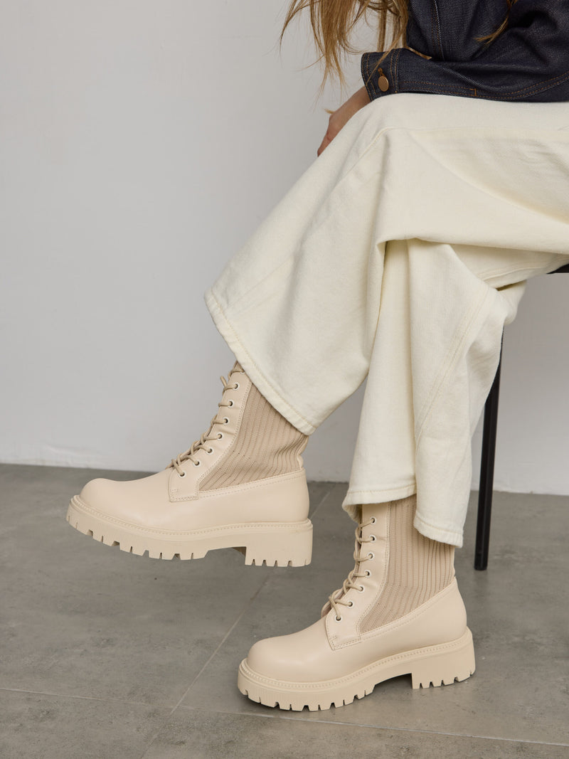 מגפוני סוליית טרקטור מאדיסון | בז'