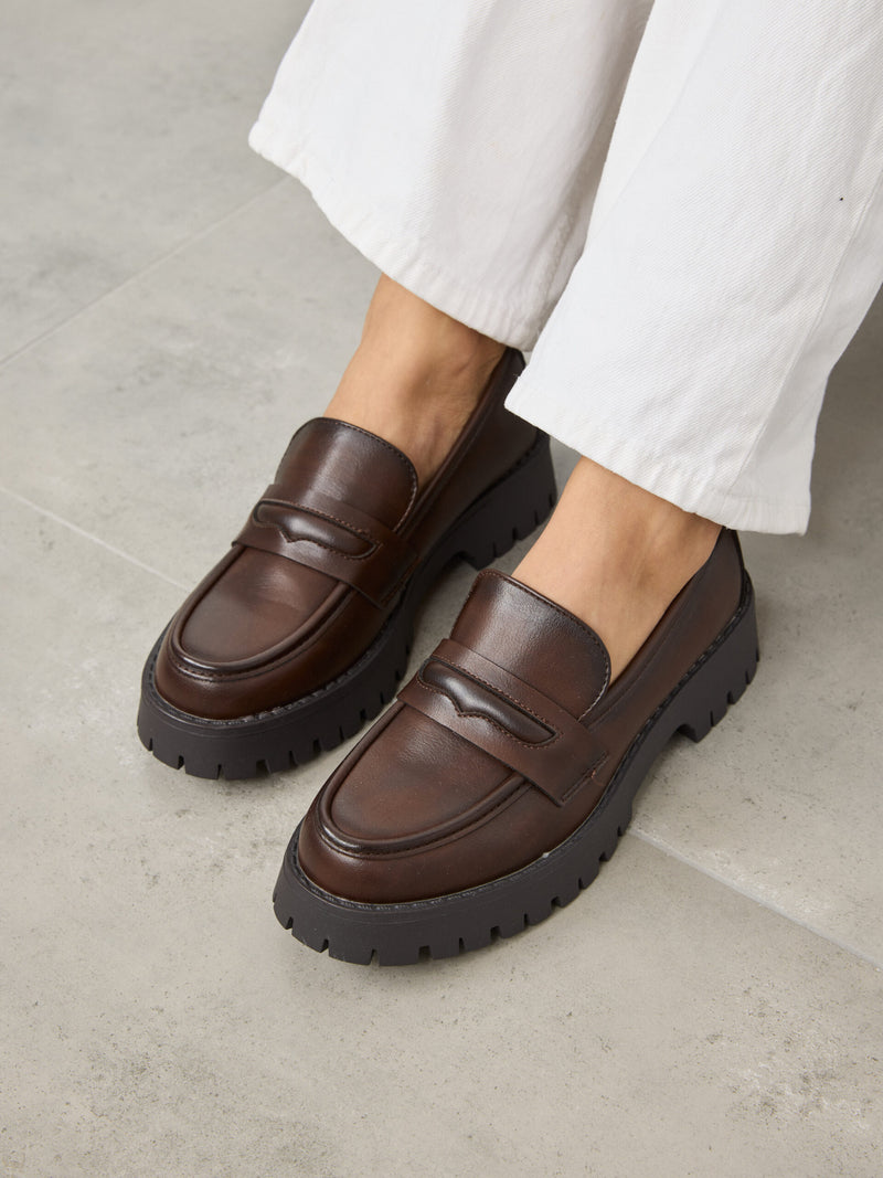 מוקסין סוליית טרקטור קלרו | חום