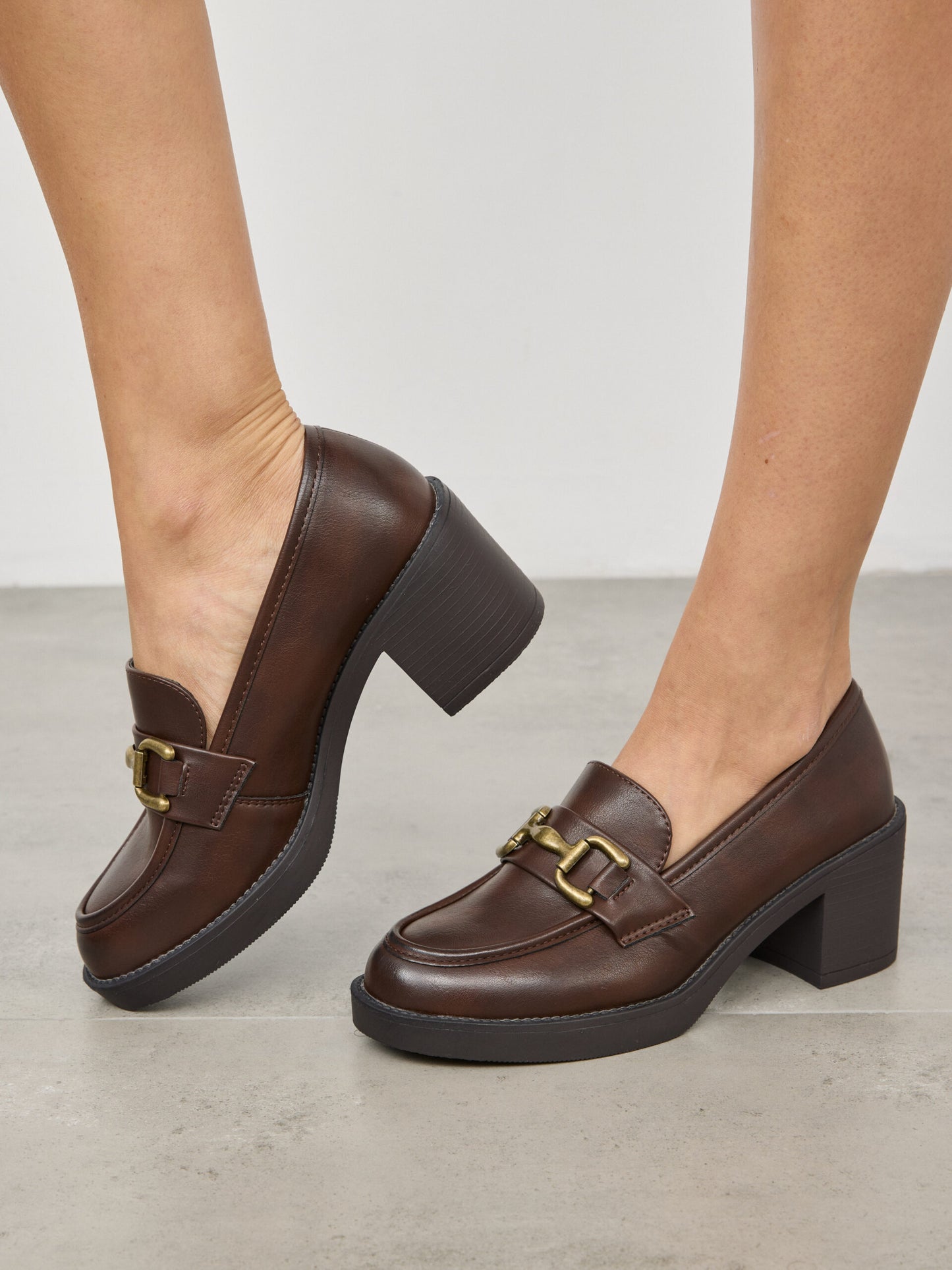 מוקסין עקב אבזם וודס | חום