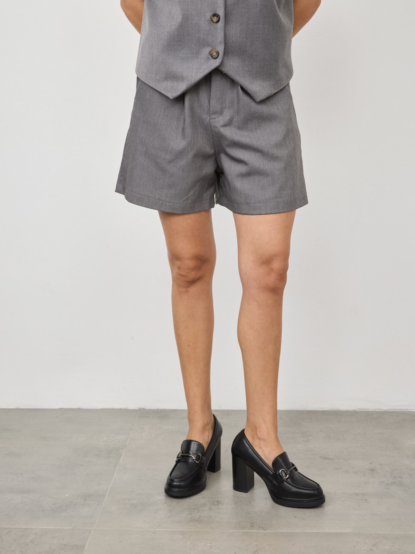 מוקסין עקב אבזם קלארק | שחור