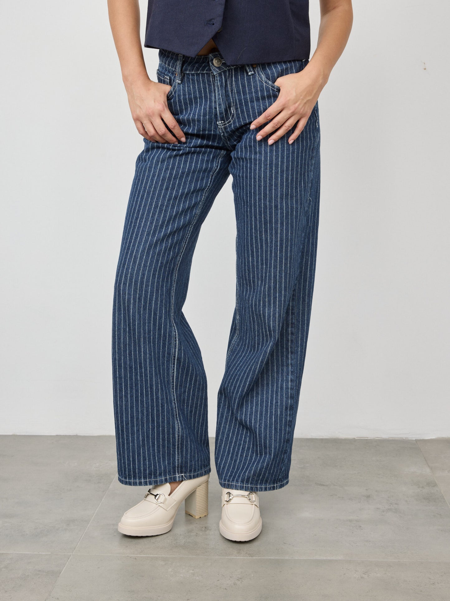 מוקסין עקב אבזם קלארק | בז'