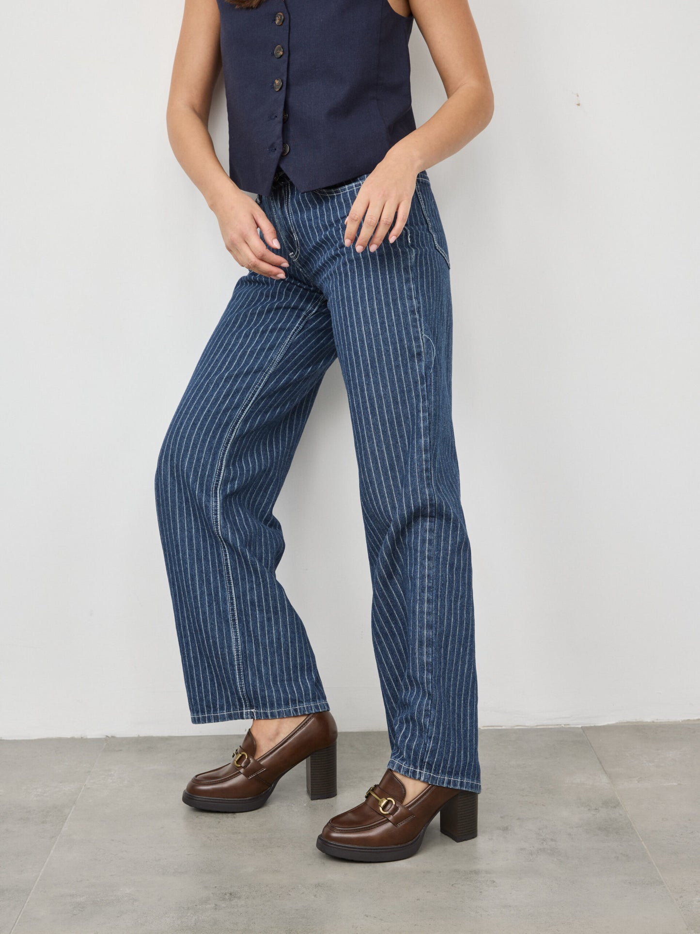 מוקסין עקב אבזם קלארק | חום