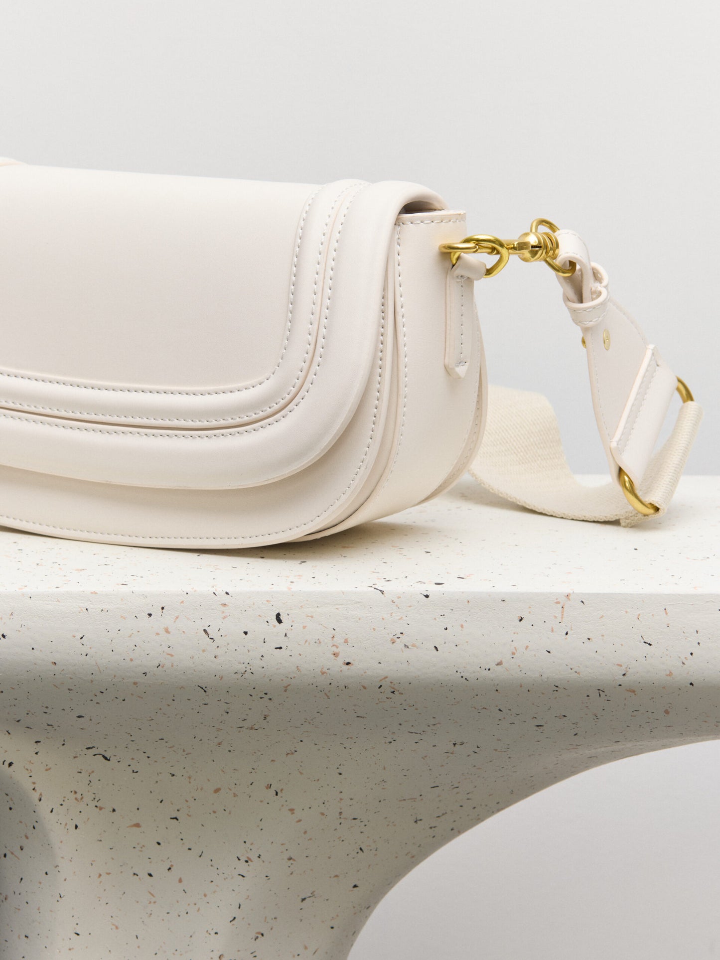 תיק קייט | בז'