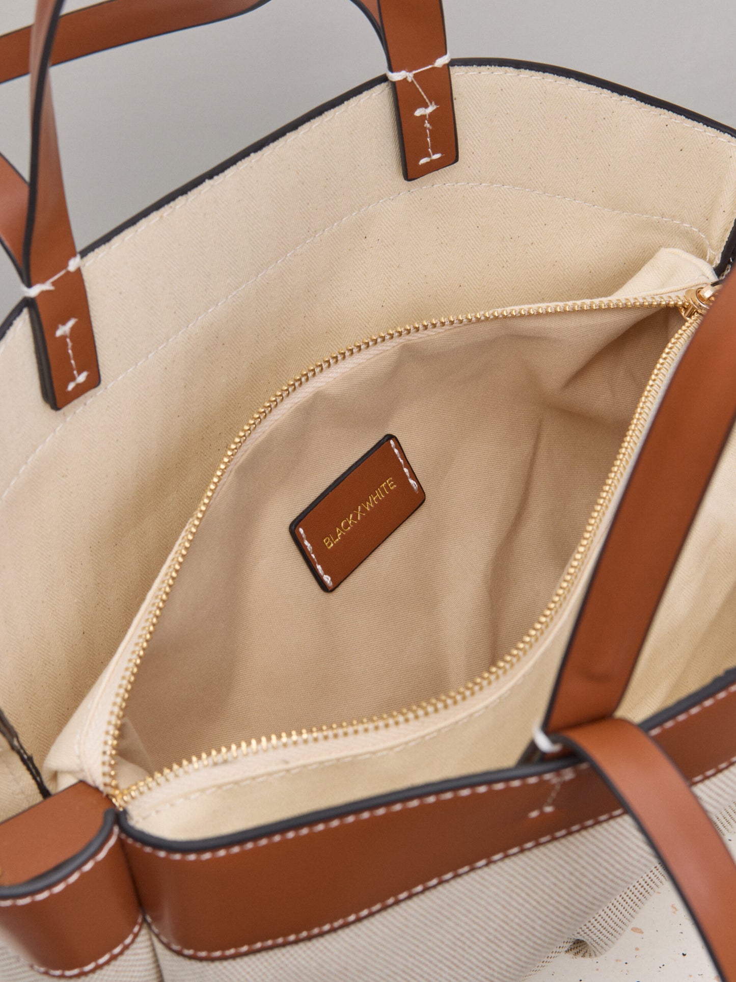 תיק לוסי | קאמל