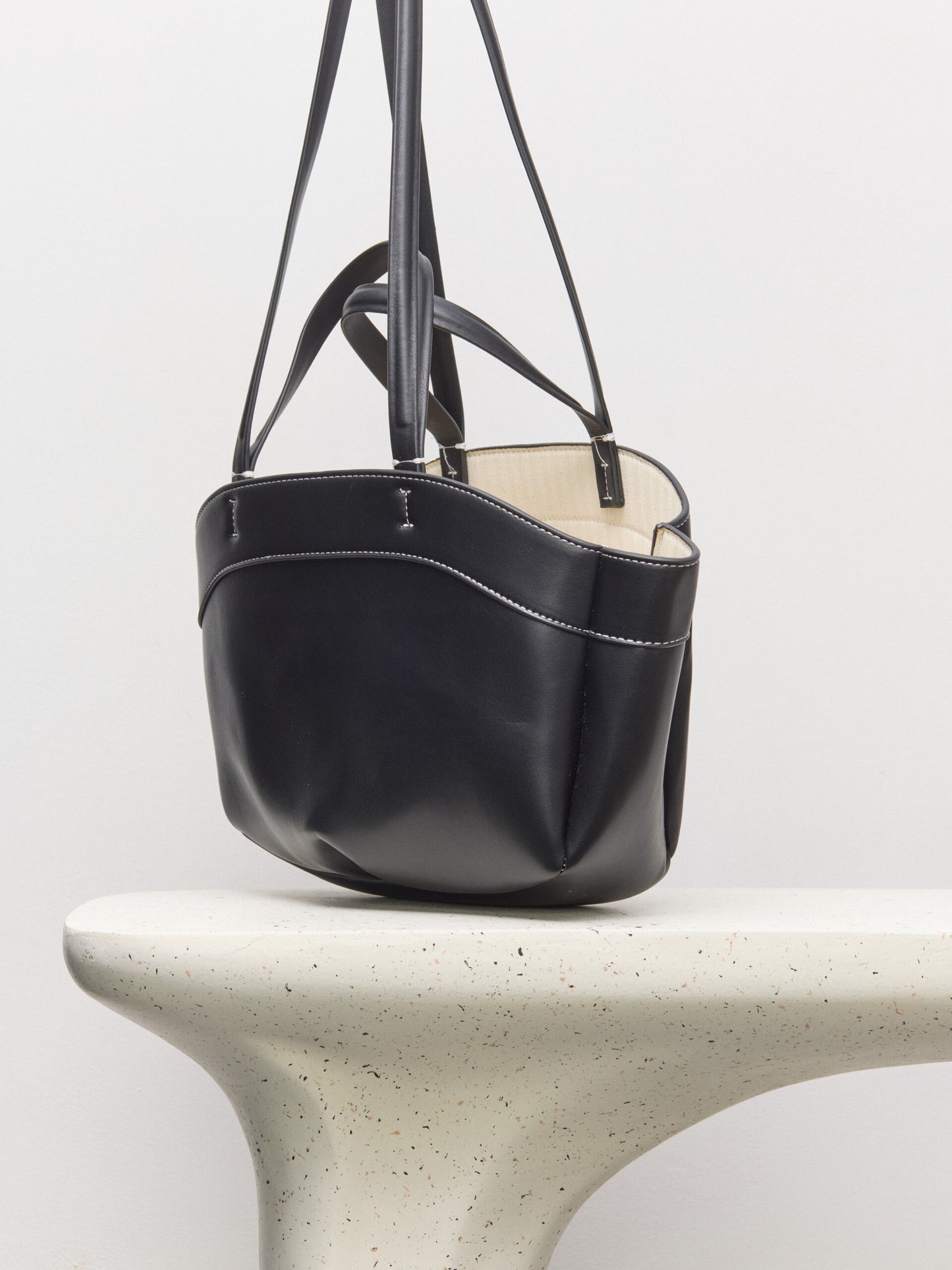 תיק לוסי | שחור