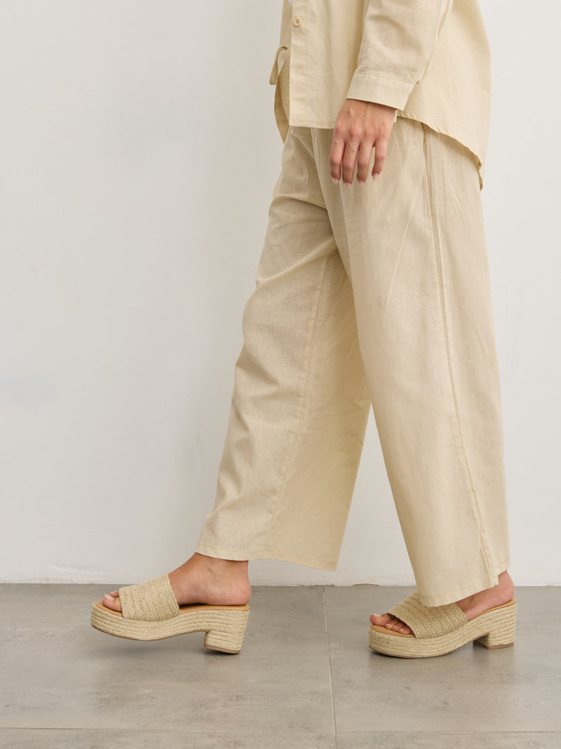 כפכפי פלטפורמה קש איביזה | בז'