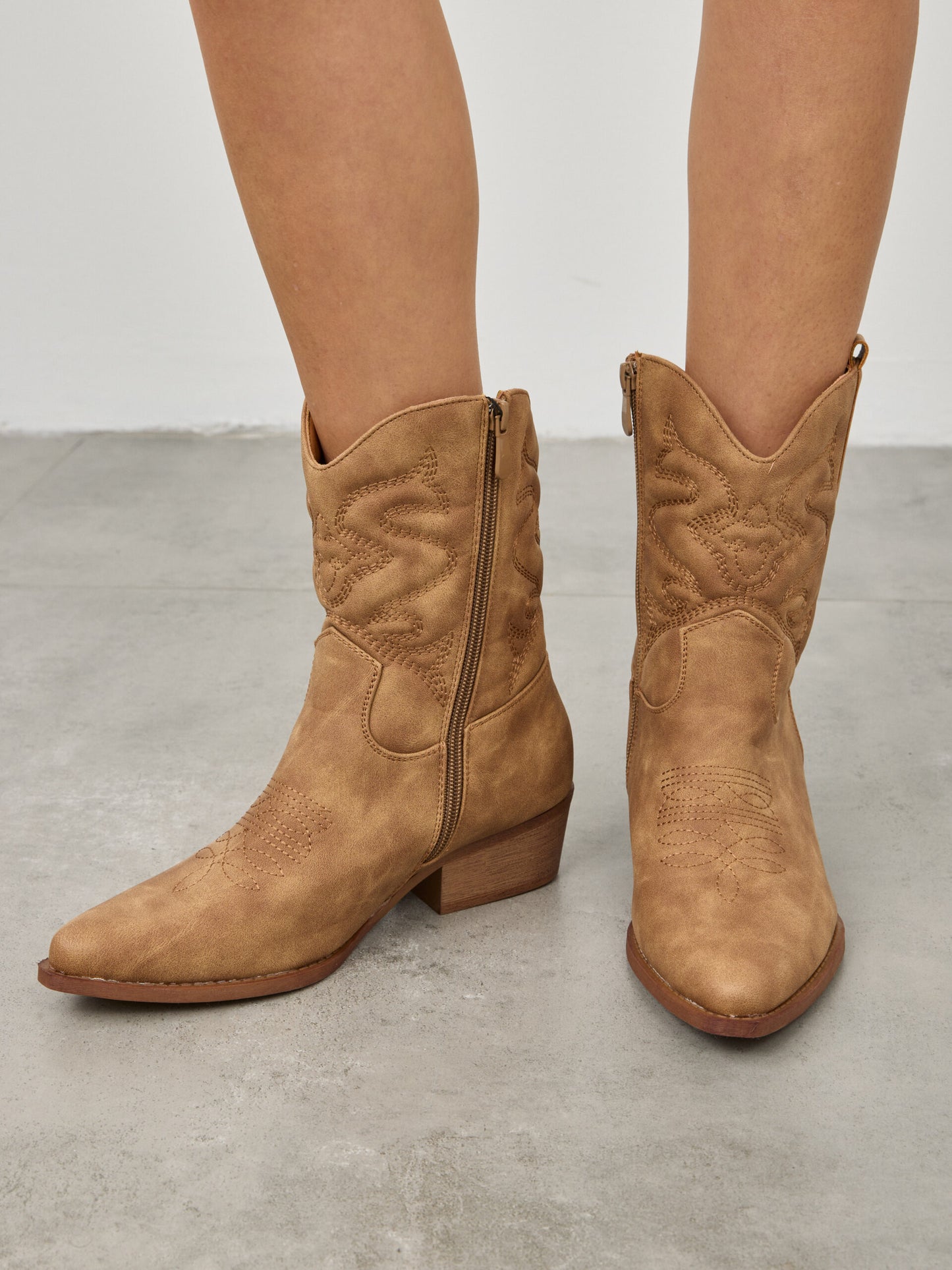 מגפי בוקרים אוסטין | קאמל