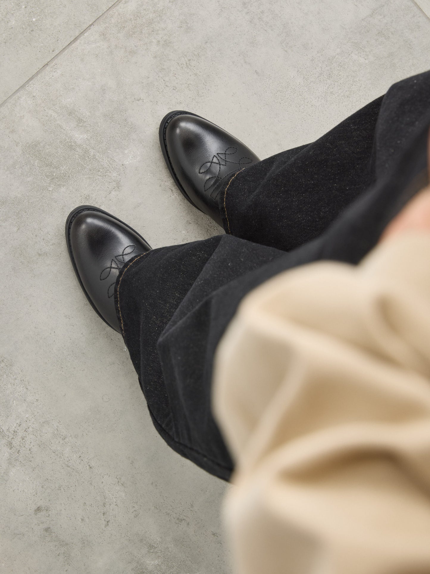 מגפוני בוקרים אבזם ברדלי | שחור