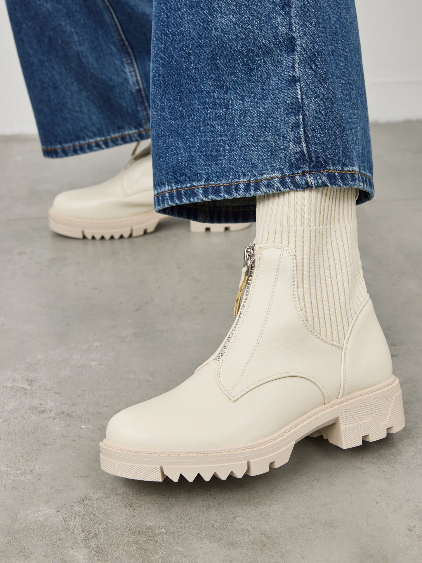 מגפוני סוליית טרקטור מישל I בז'