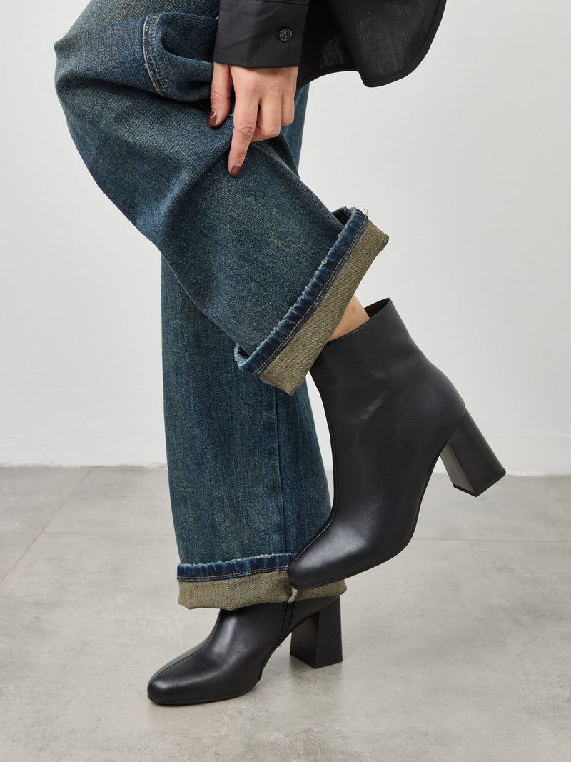 מגפוני עקב סוזן | שחור