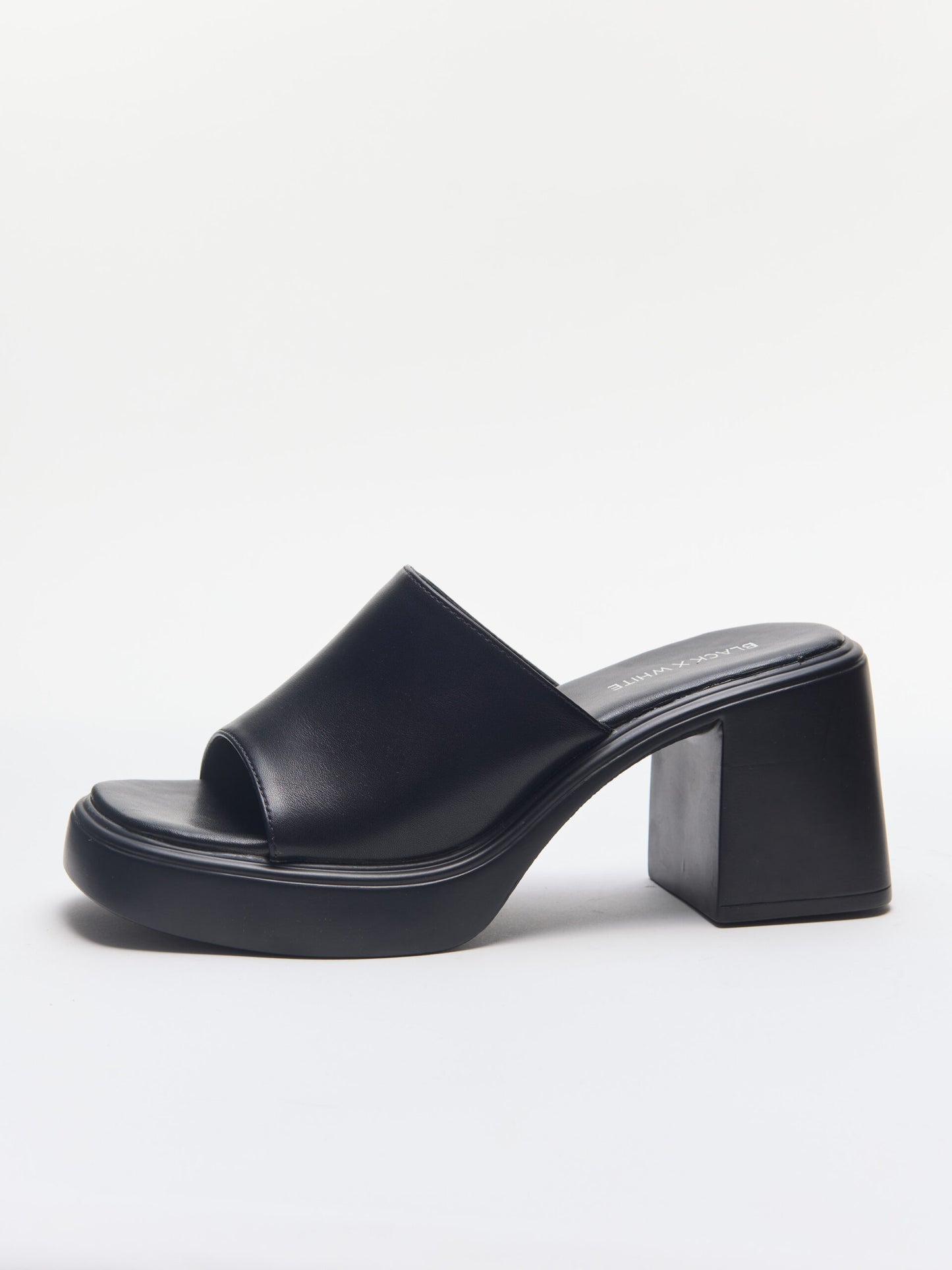 כפכפי עקב פלטפורמה גני | שחור