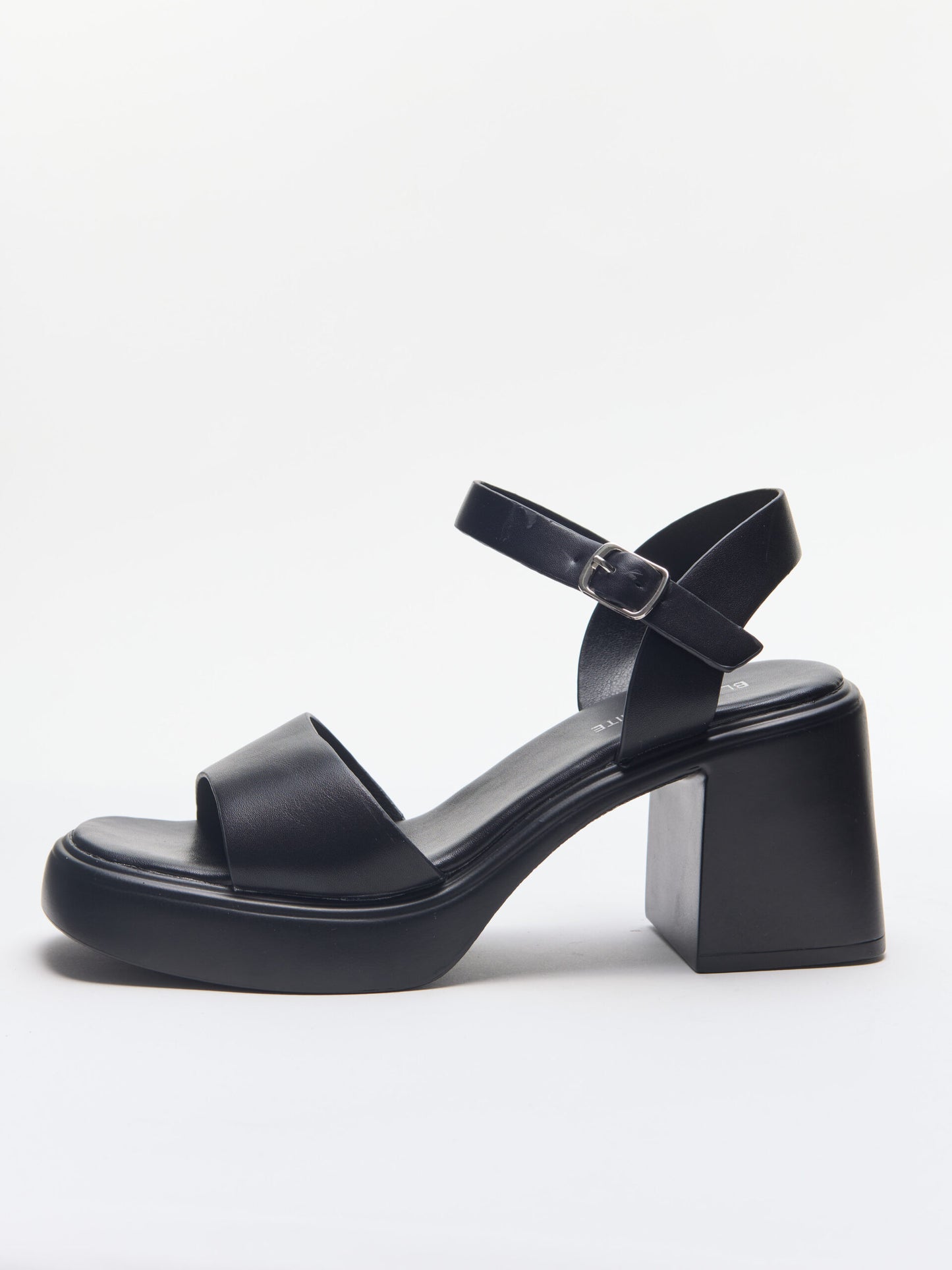 סנדלי עקב דיילי | שחור