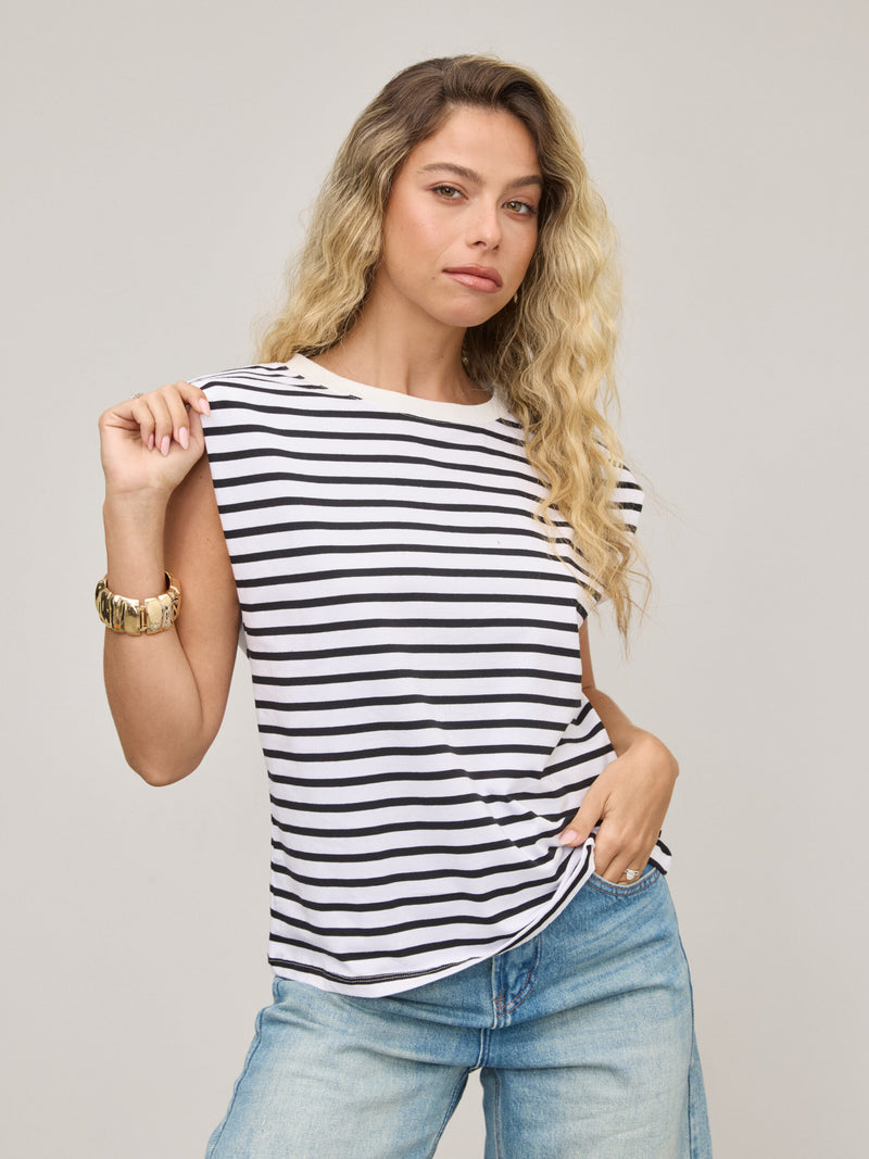 גופיית בייסיק עם כריות כתף מורי | פסים