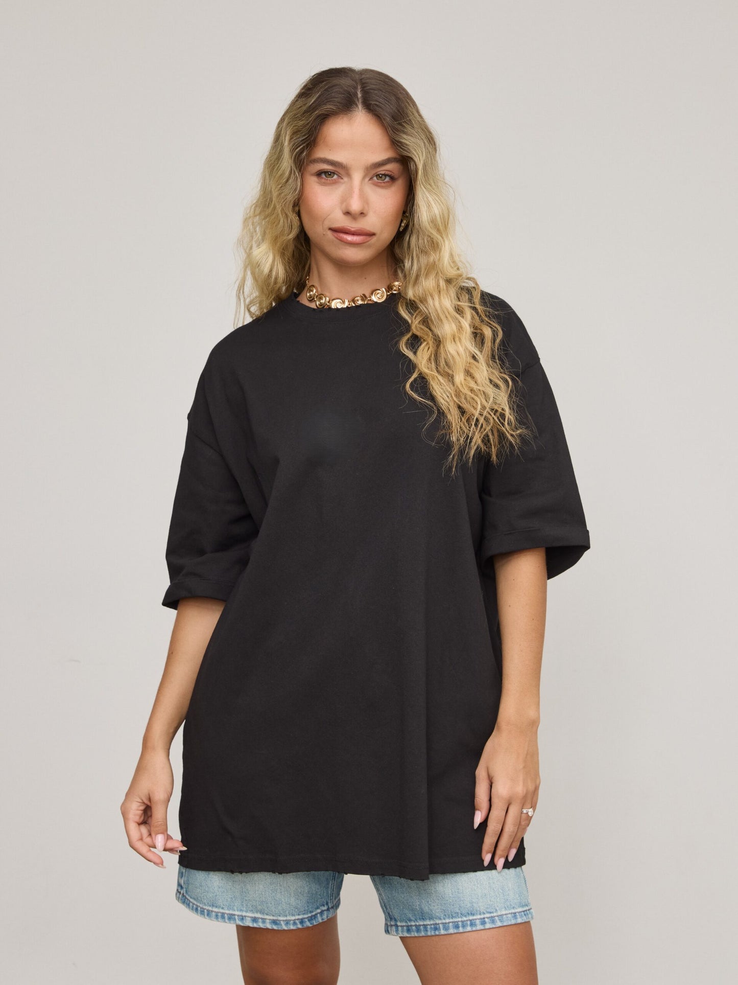 טישירט בייסיק אוברסייז היידן | שחור