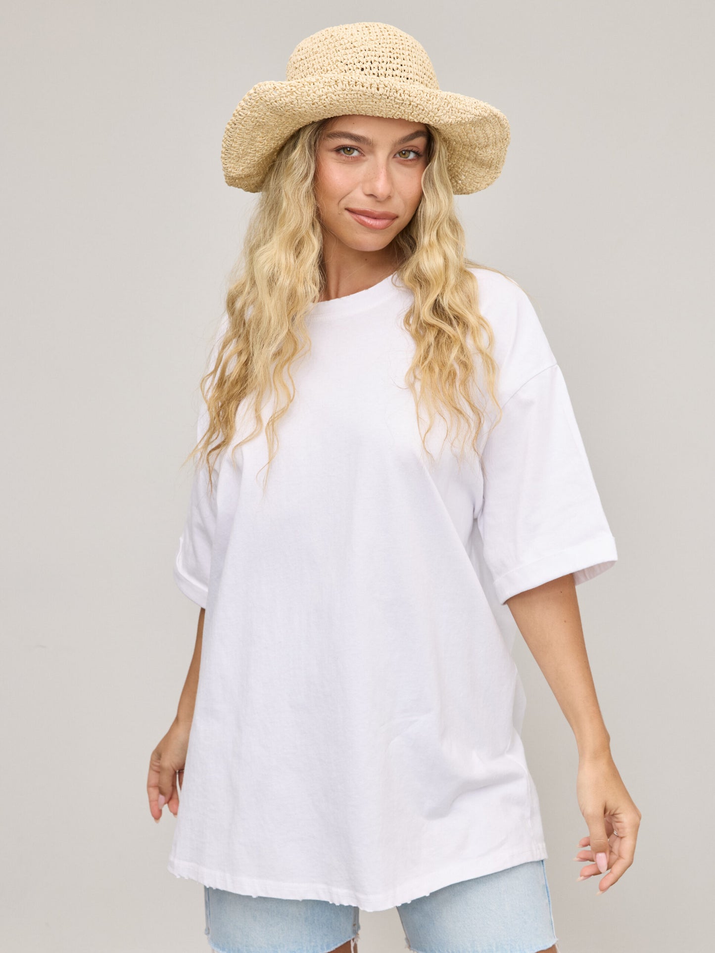 טישירט בייסיק אוברסייז היידן | לבן