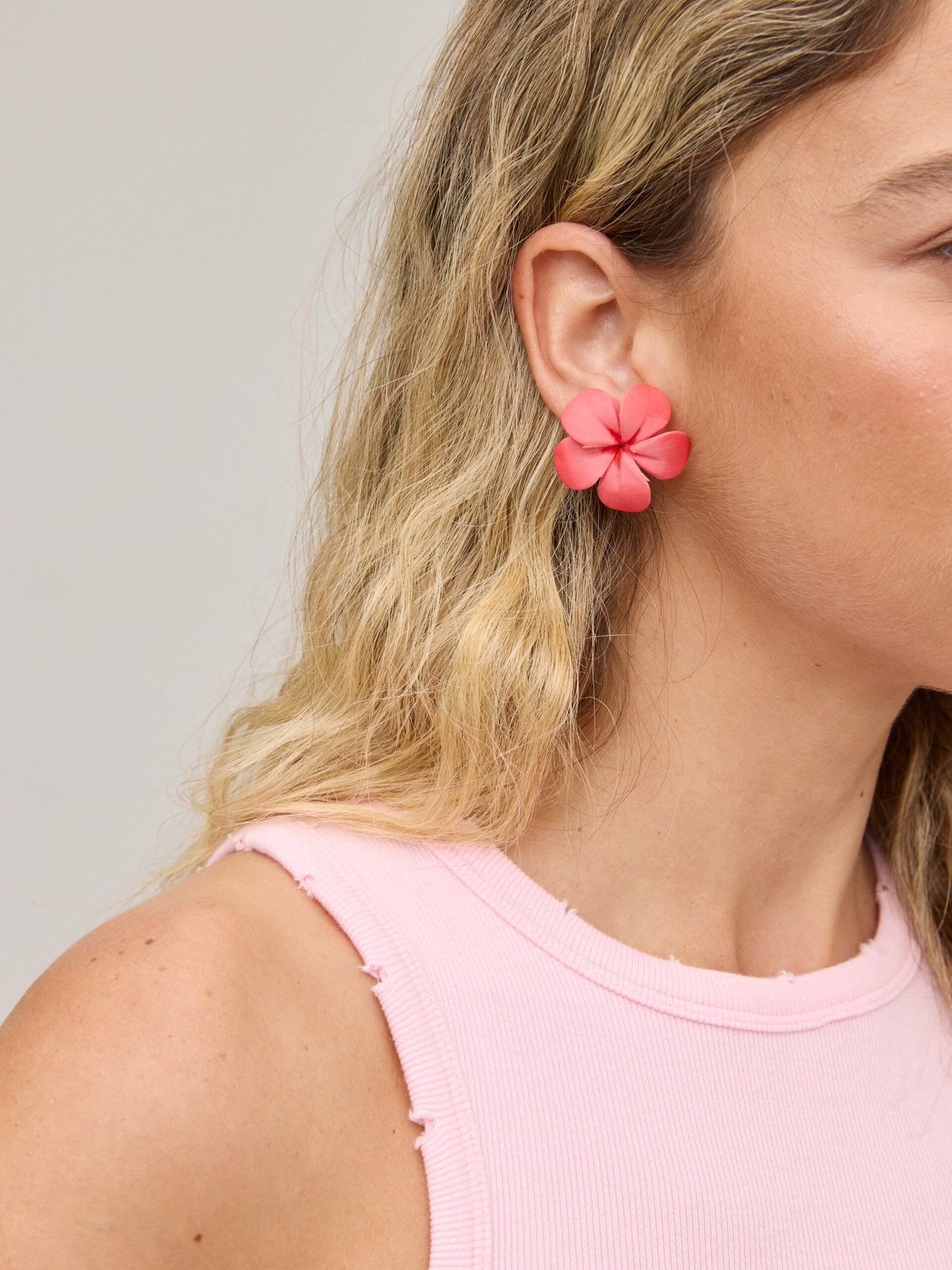 גופיית בייסיק מולי | ורוד