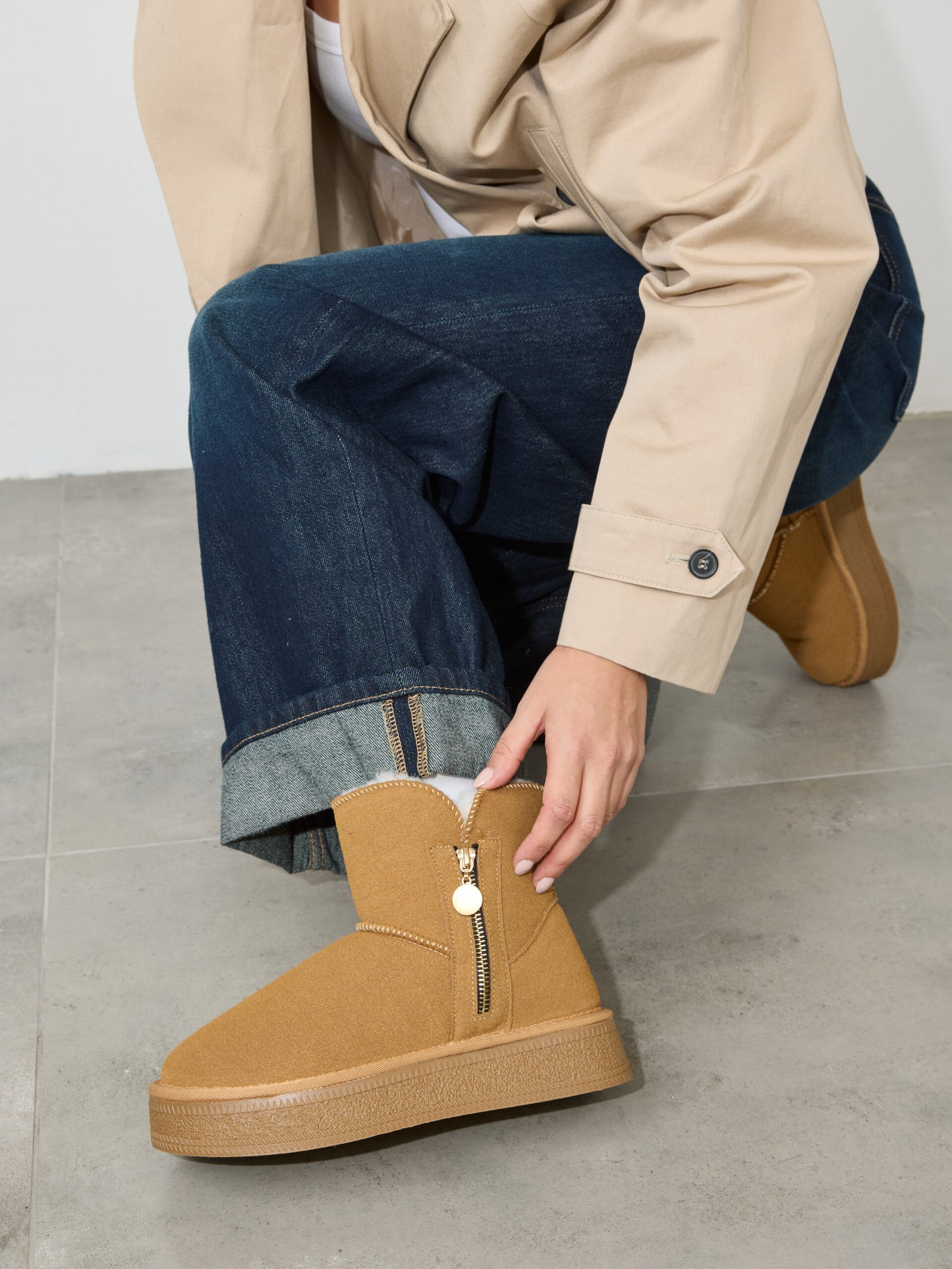 מגפוני פרווה רוכסן ספארק | קאמל