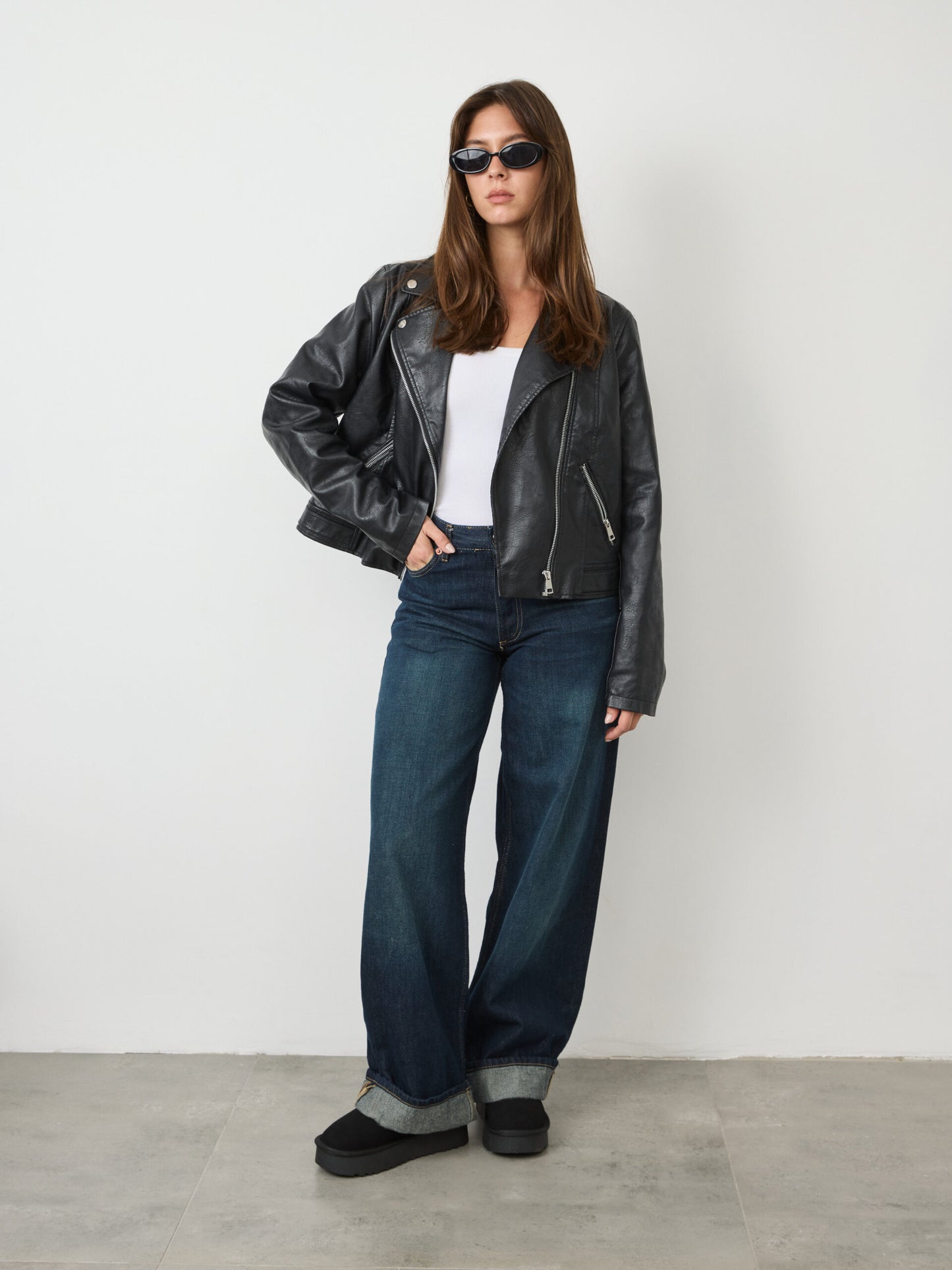 מגפוני פלטפורמה פרווה יוקי | שחור