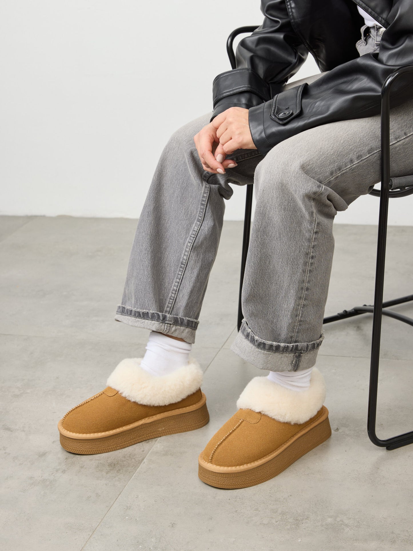 מיולס פרווה לוטי | קאמל