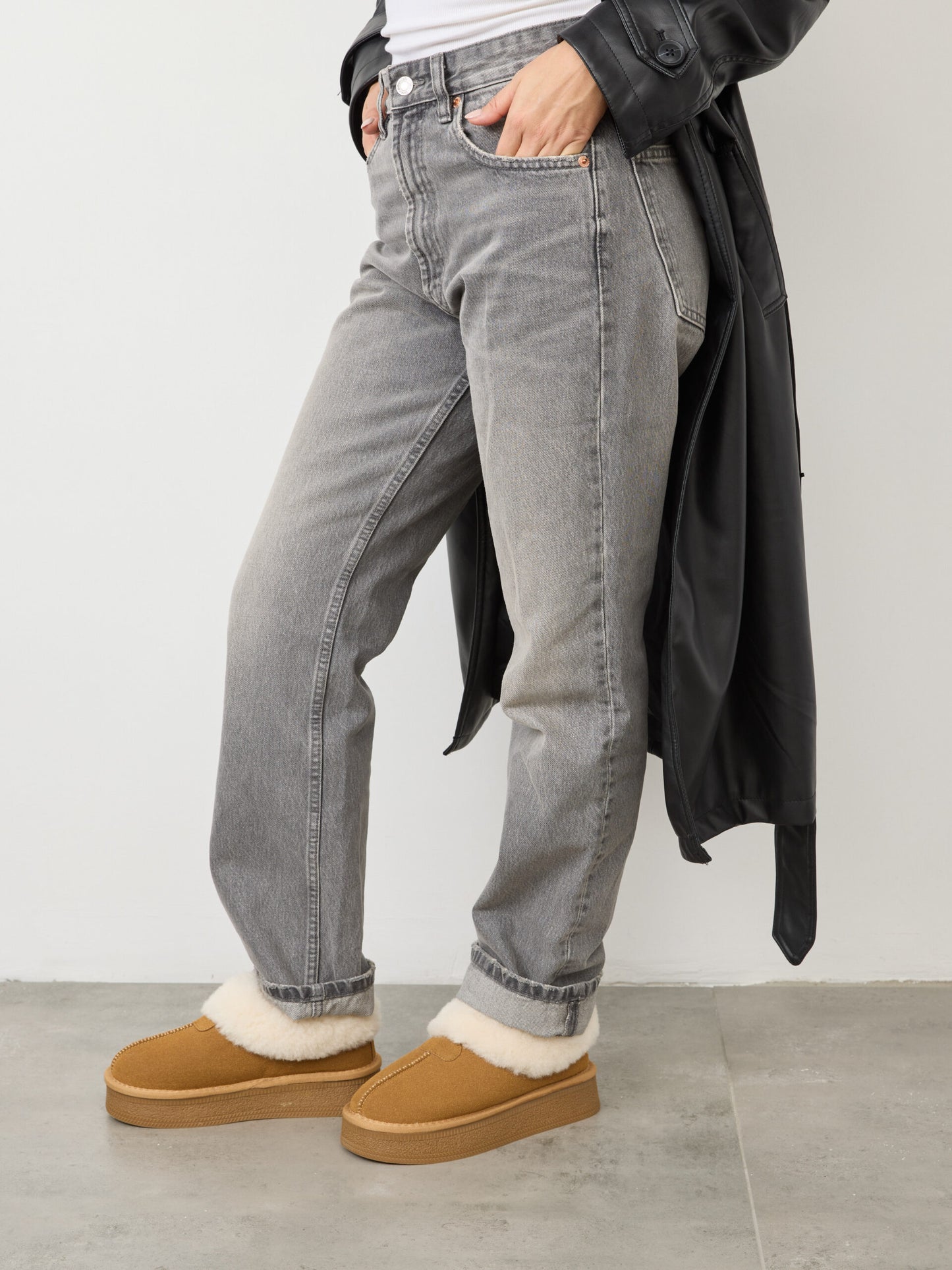 מיולס פרווה לוטי | קאמל