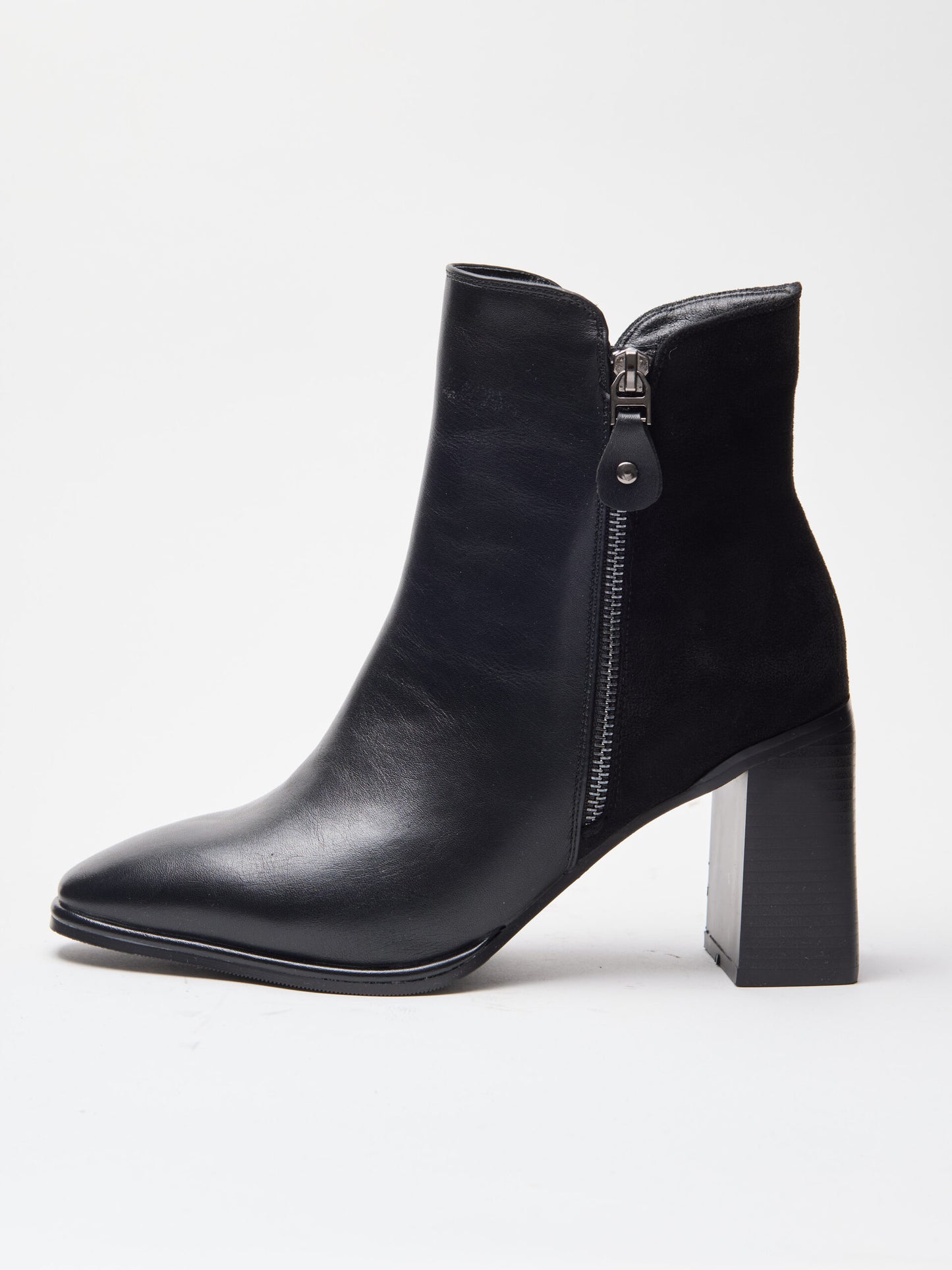 מגפוני עקב דמוי זמש וולטר | שחור