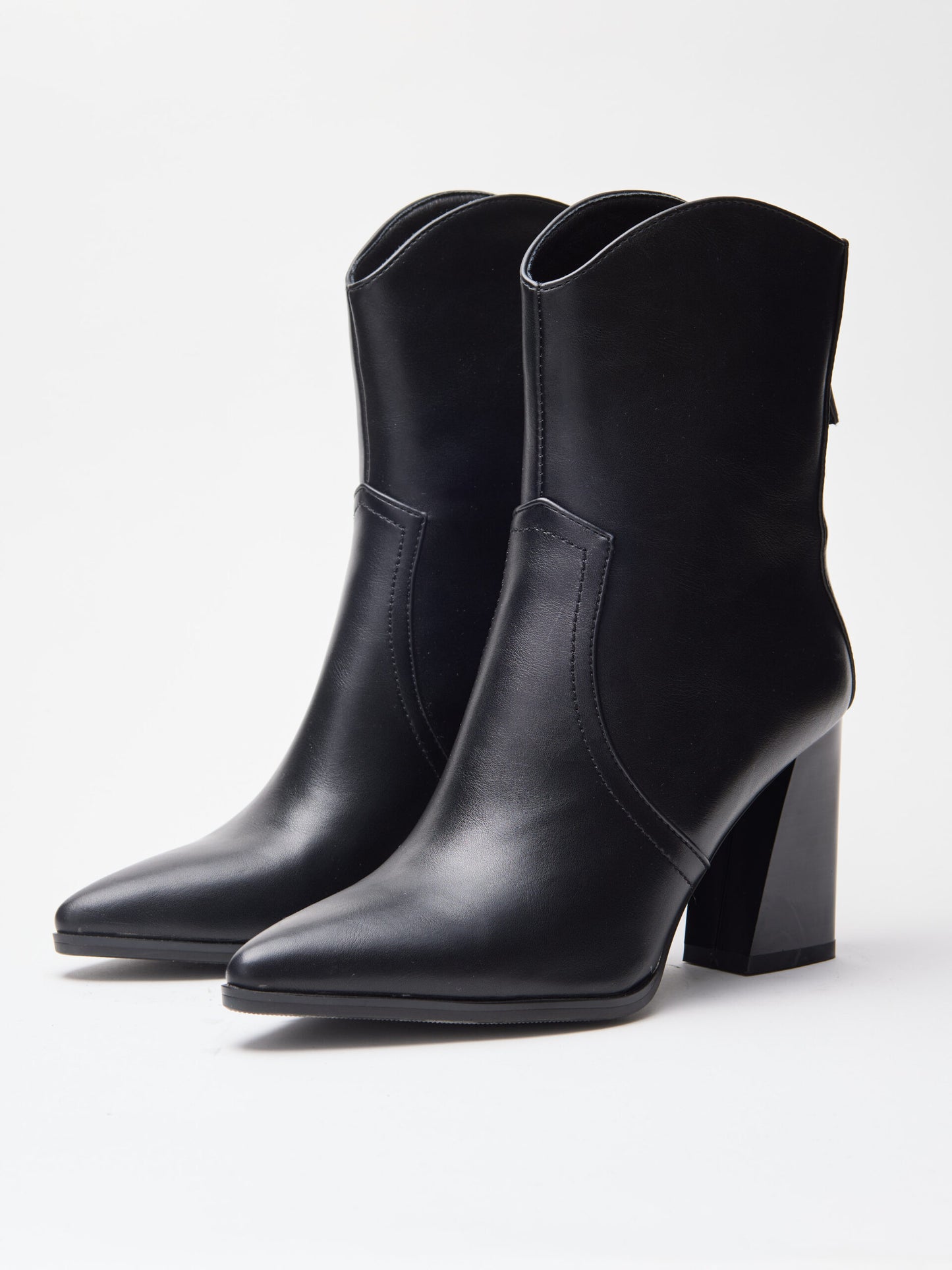 מגפוני עקב אמרה | שחור