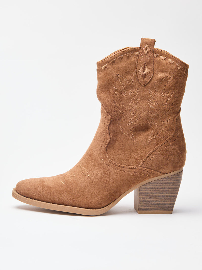 מגפוני בוקרים תיפורים תיאו | קאמל