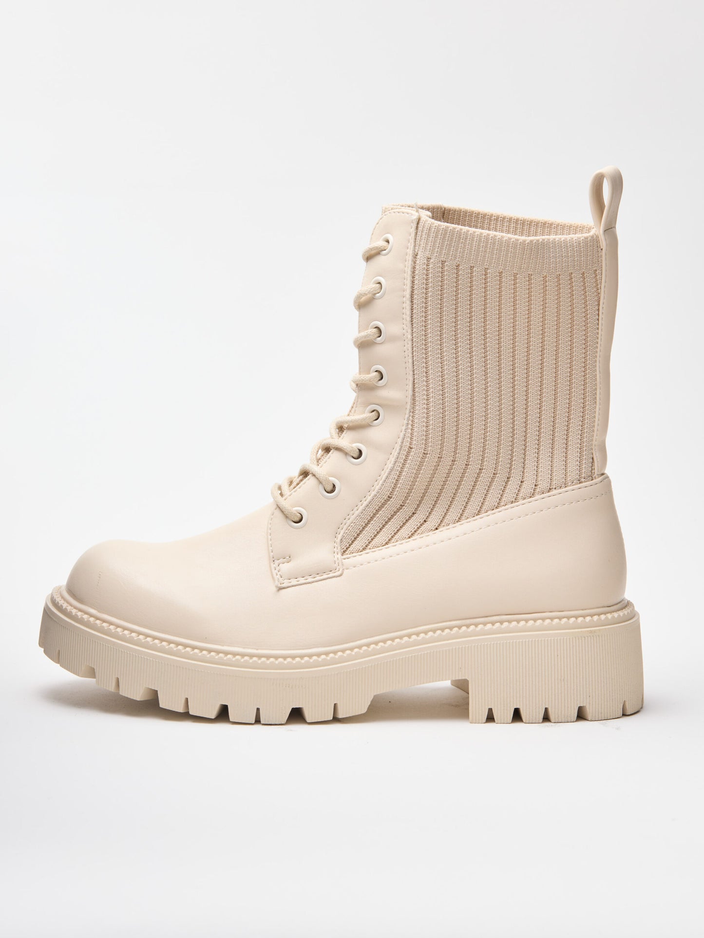 מגפוני סוליית טרקטור מאדיסון | בז'