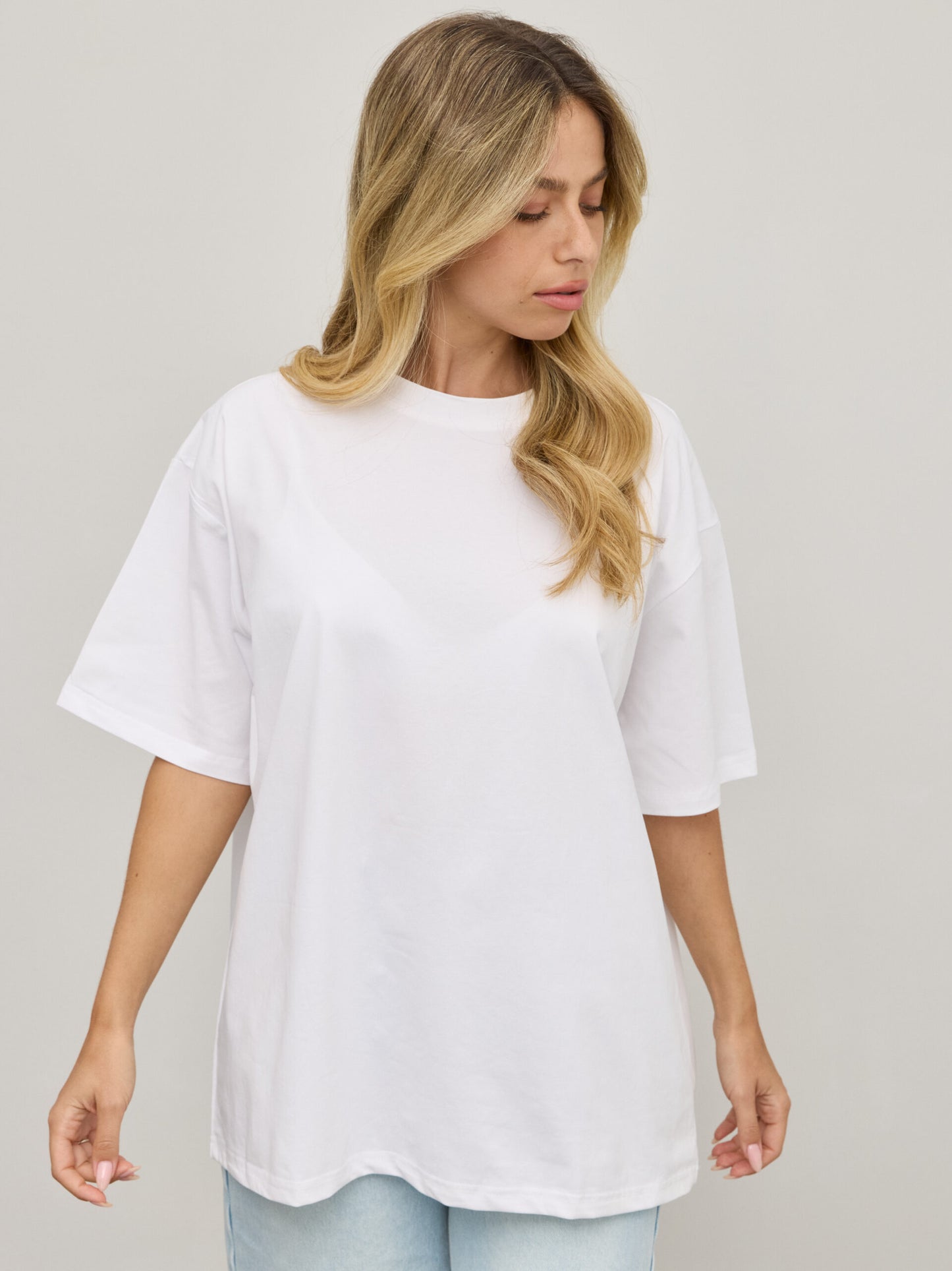 טישירט בייסיק אוברסייז נואלי | לבן