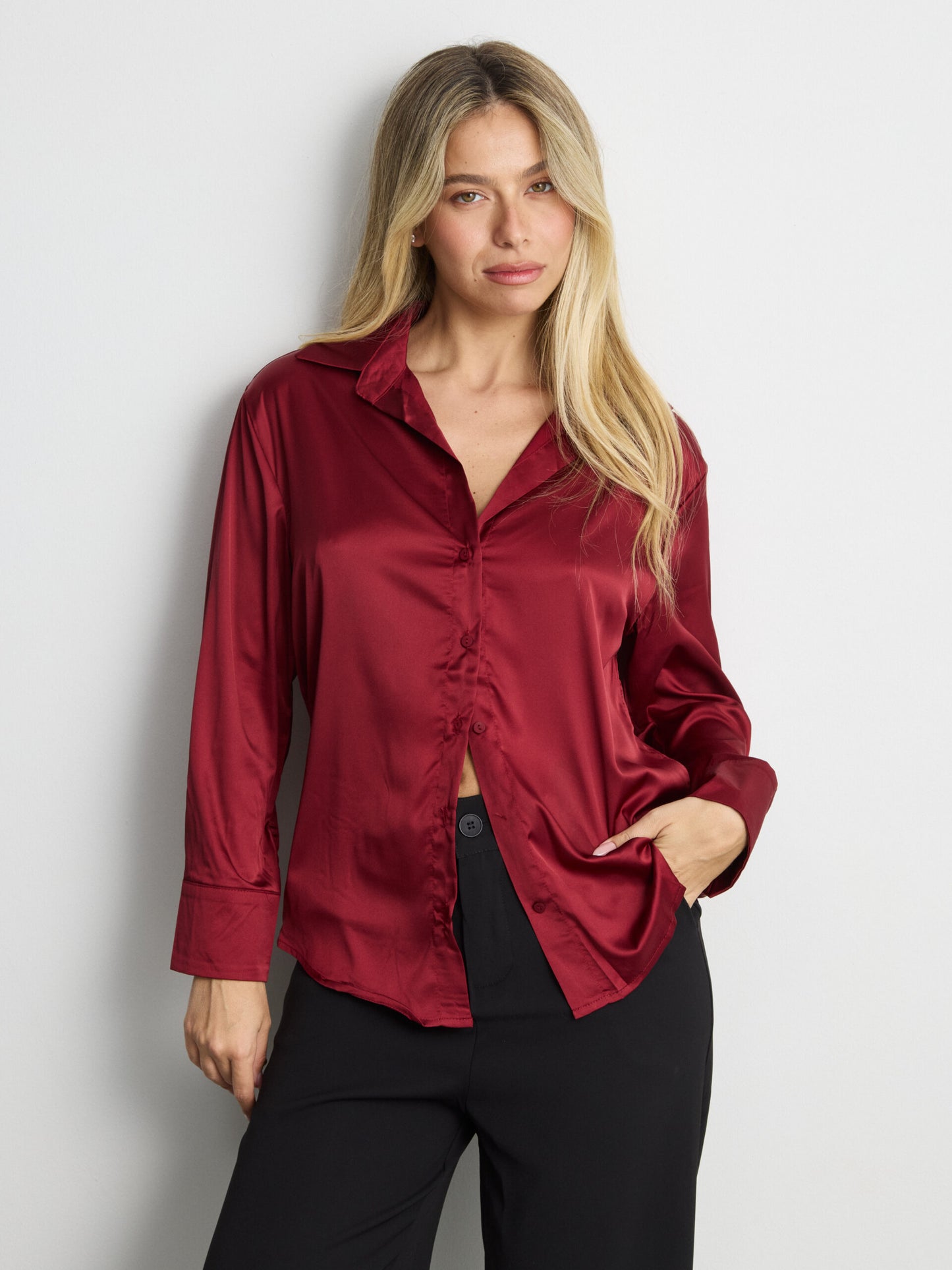 חולצה מכופתרת סאטן לוסיל | בורדו