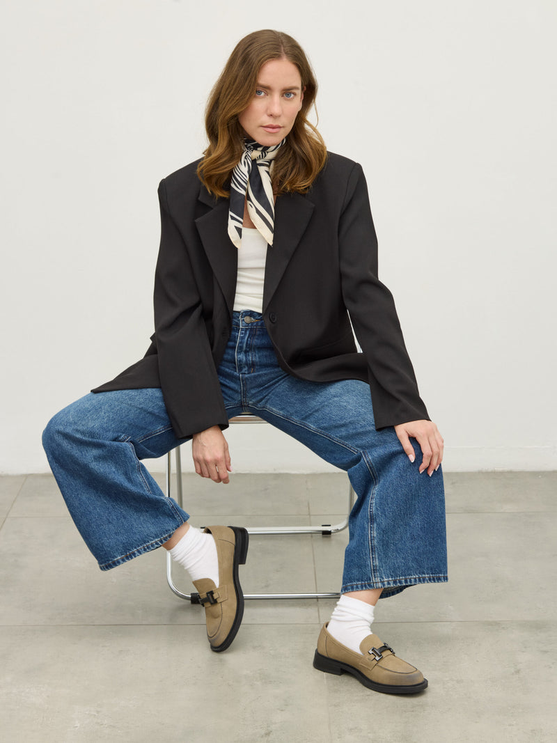 מוקסין דמוי זמש אבזם מורגן | חאקי