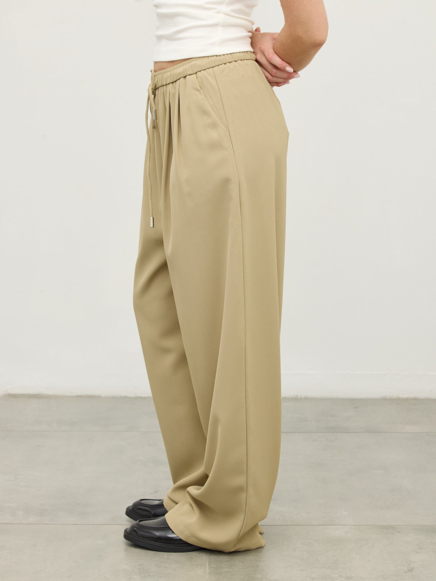 מכנסיים ארוכים זאק | בז'