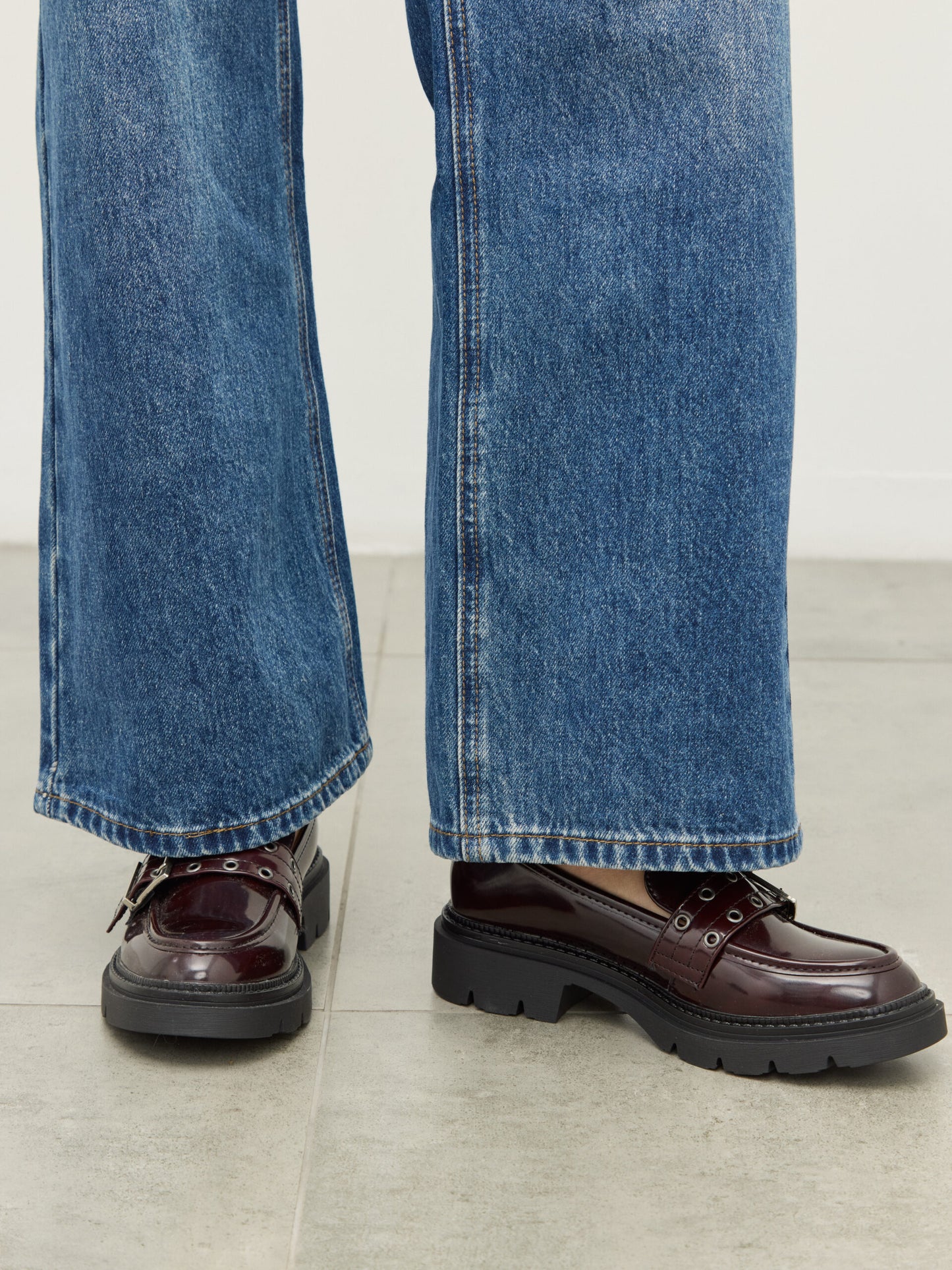 מוקסין אבזם מאנון | בורדו