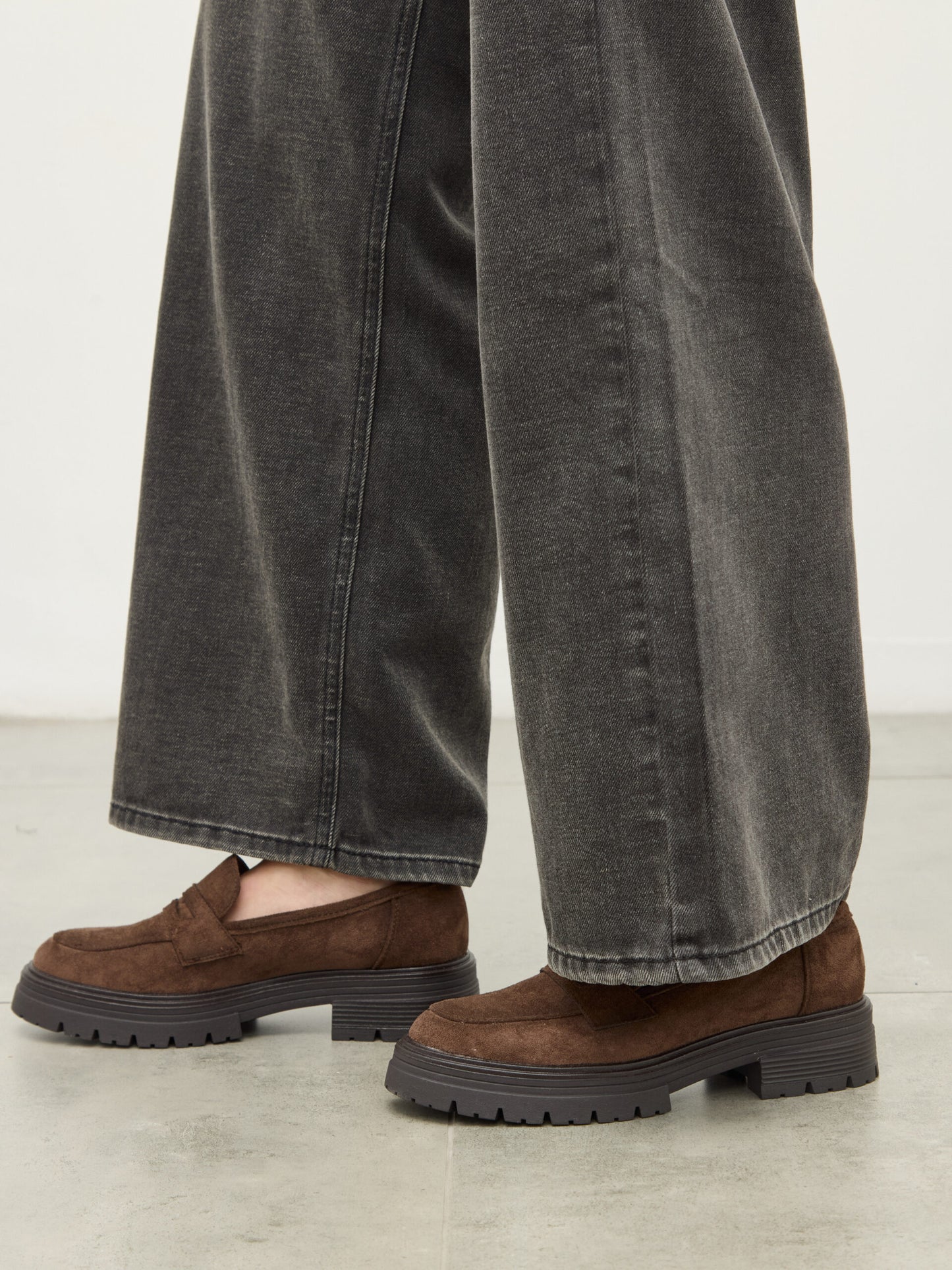 מוקסין דמוי זמש גיטה | חום