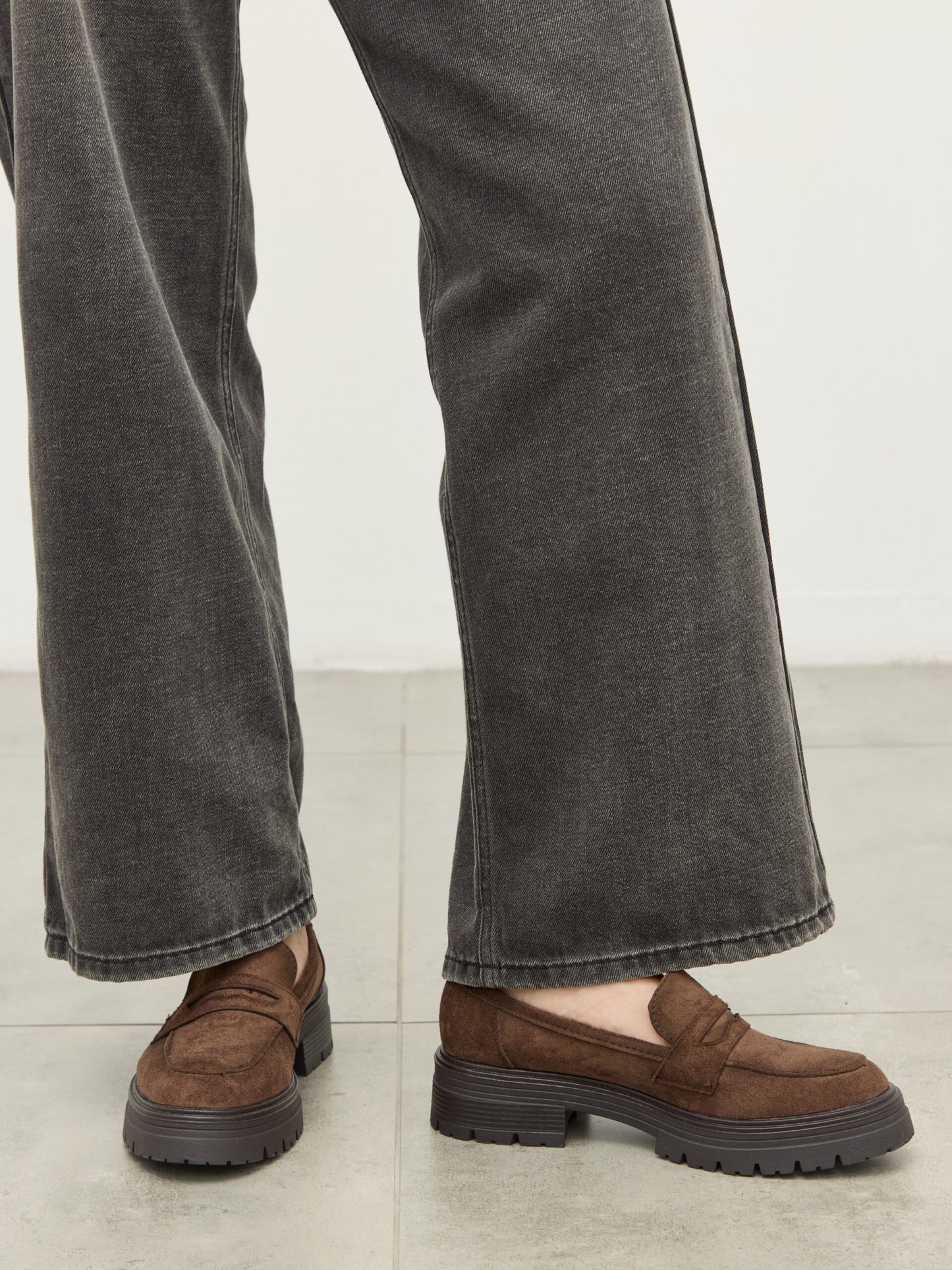 מוקסין דמוי זמש גיטה | חום