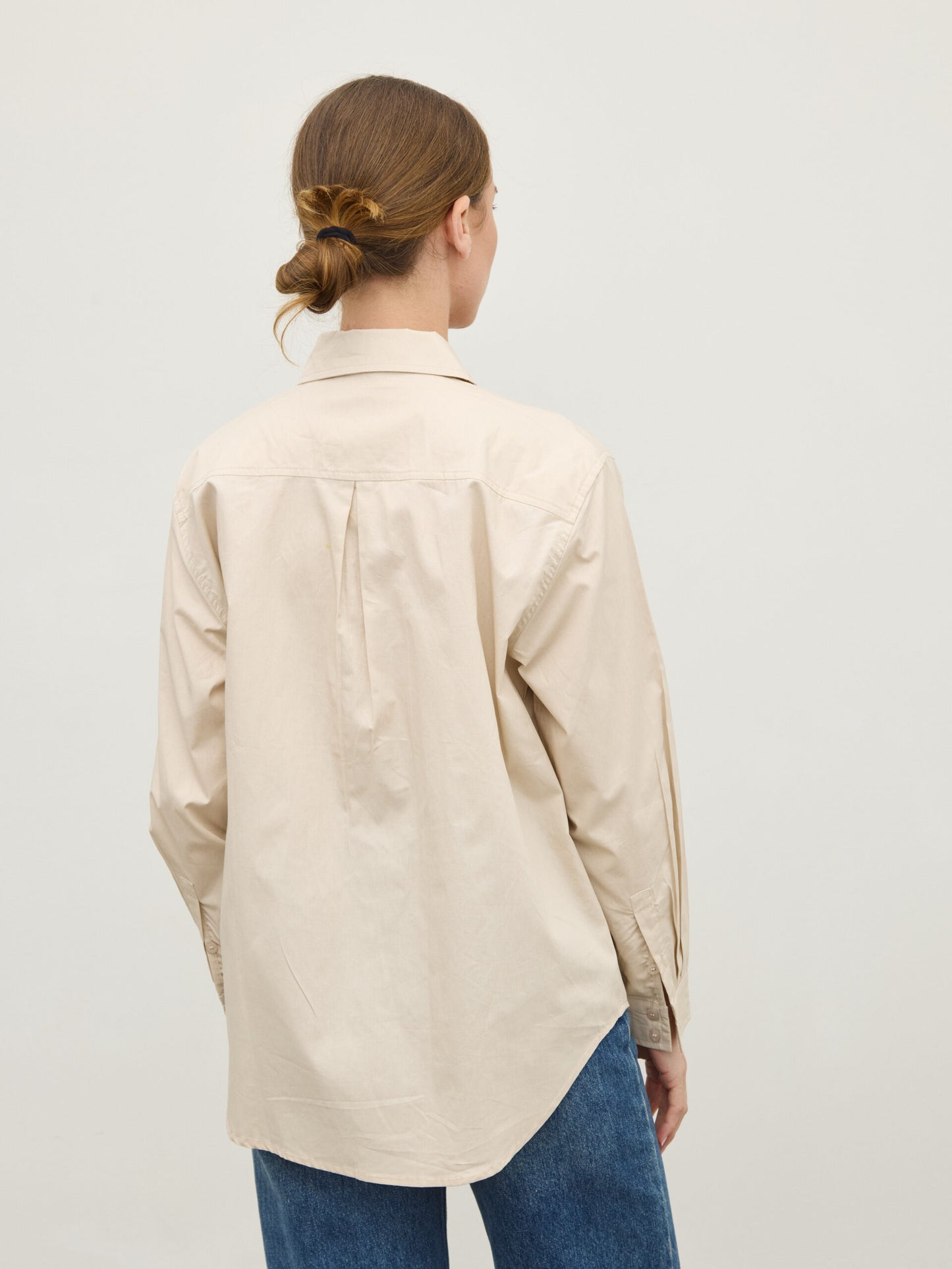 חולצה מכופתרת לונה | בז'