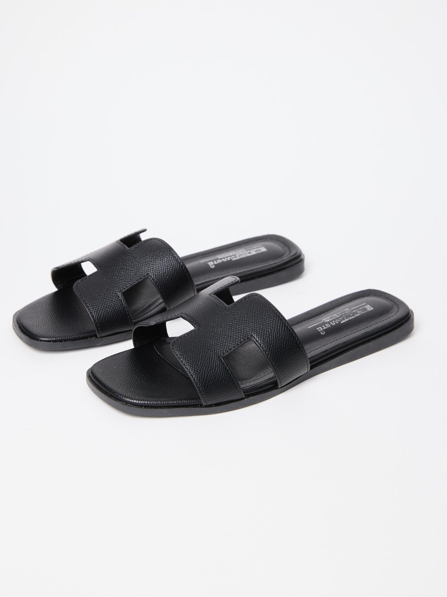 כפכפי טרו I שחור