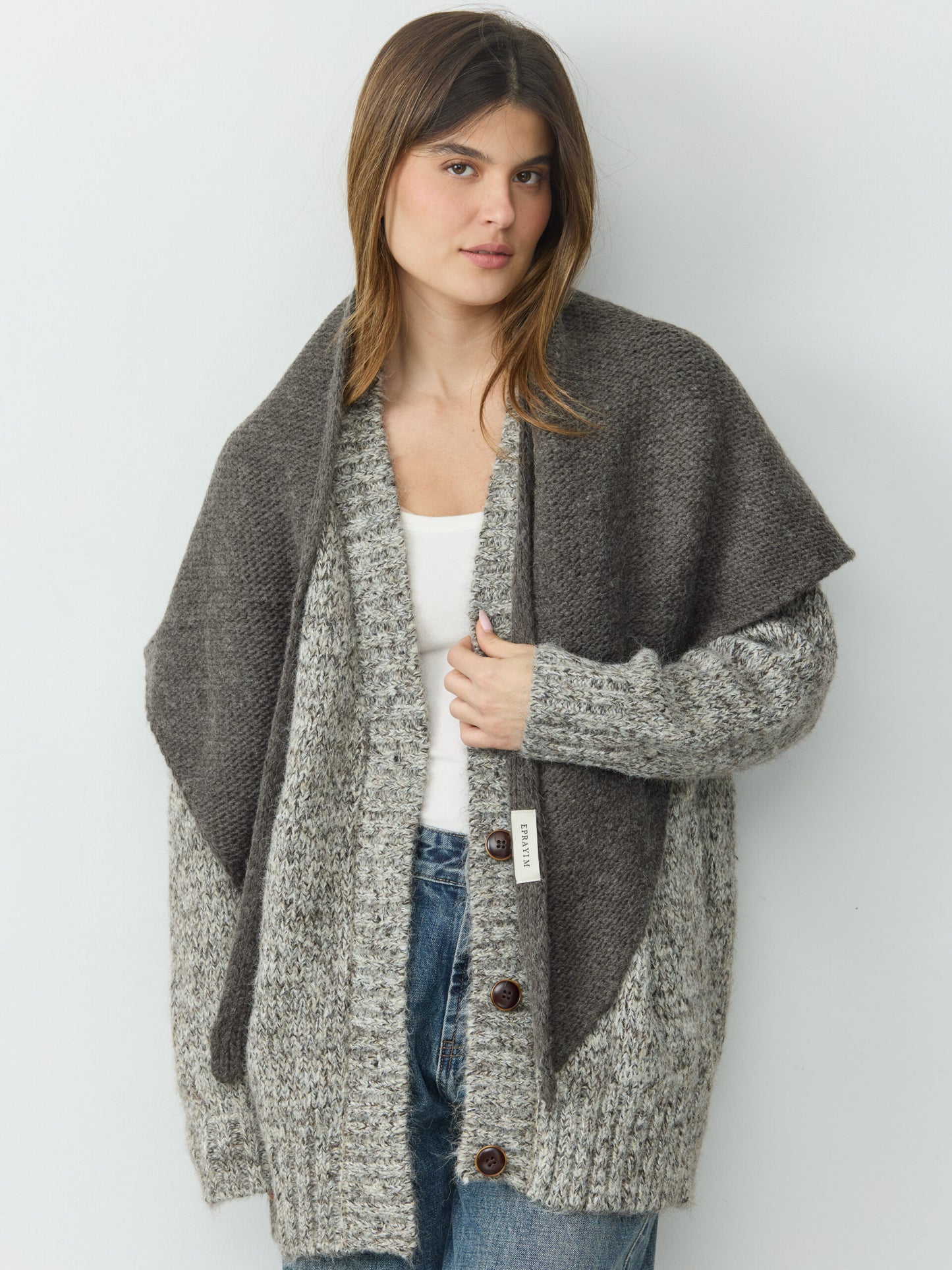 צעיף סרוג משולש | אפור