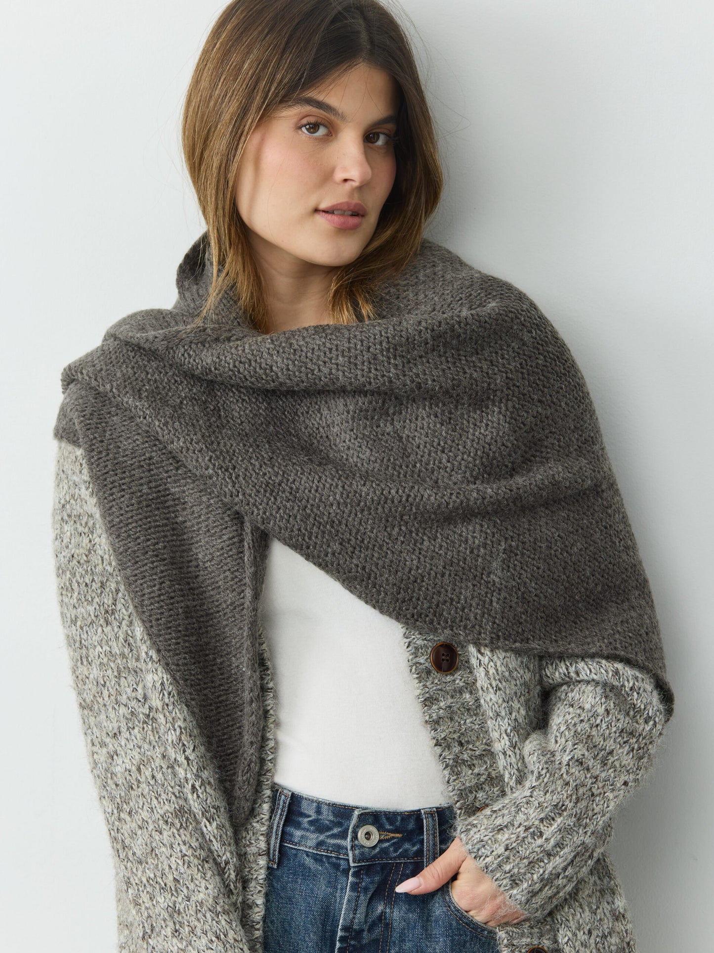 צעיף סרוג משולש | אפור