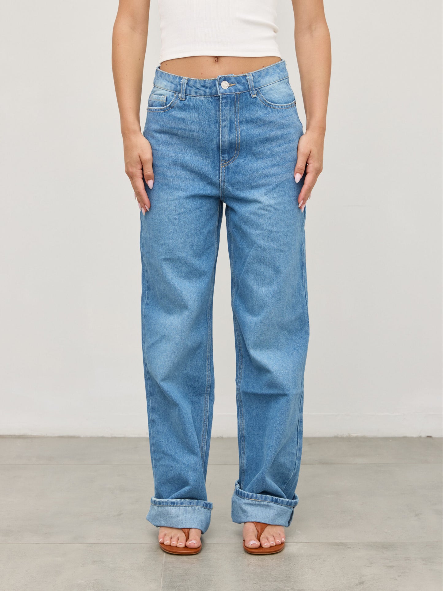 ג'ינס בגיזרה ישרה רוברט | כחול