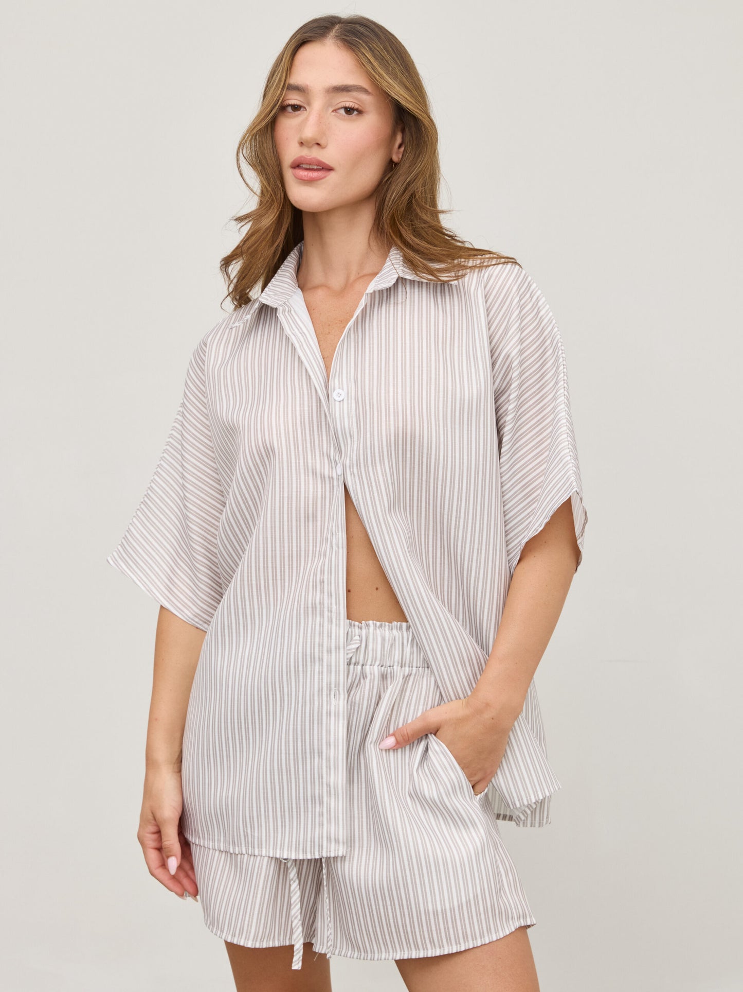 חליפת פסים רנדי | אפור